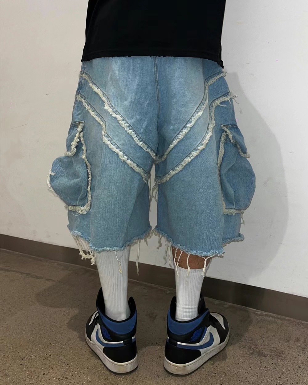 抽鬚 側口袋 膝下 七分 牛仔褲 短褲