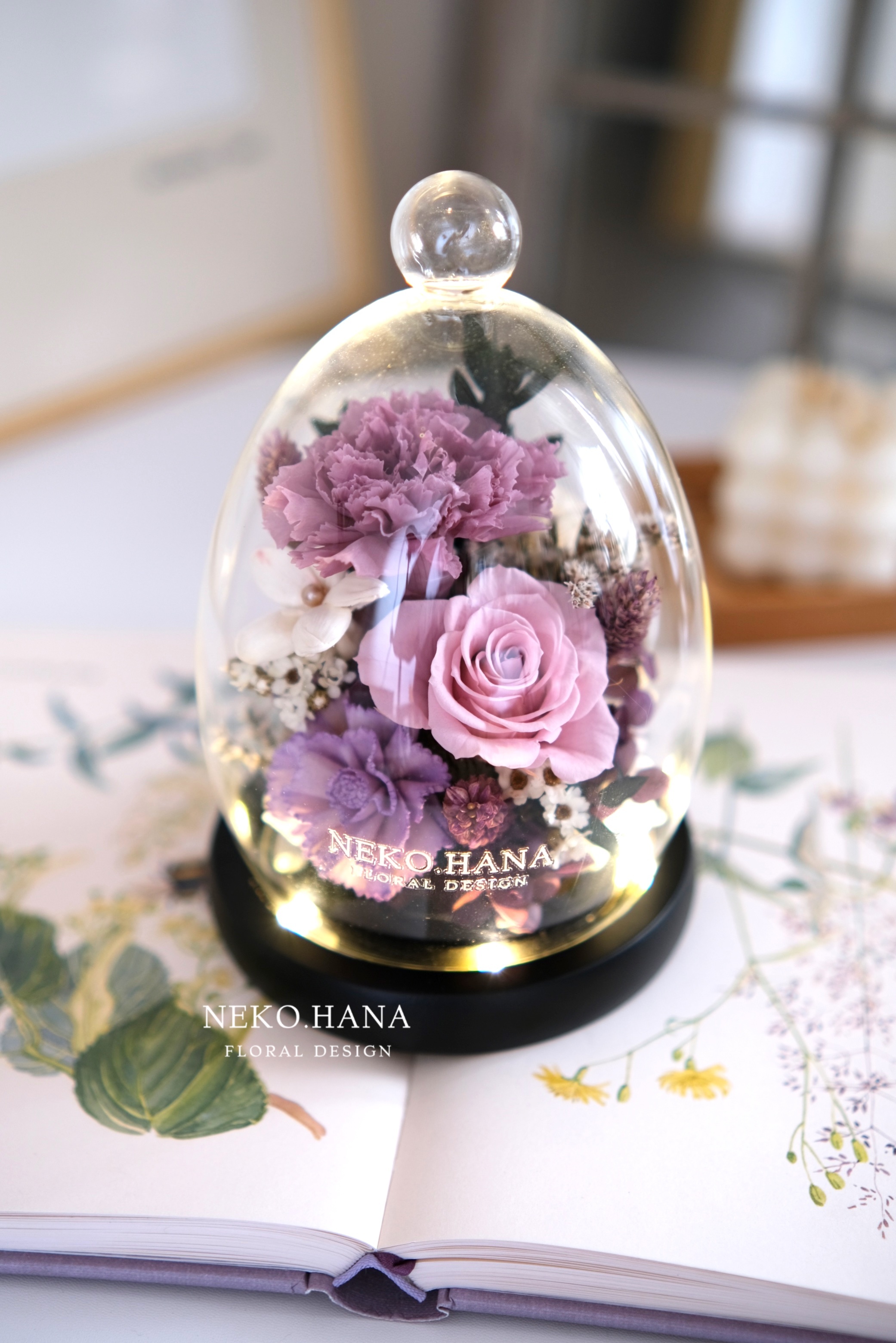 紫粉色康乃馨永生花盅