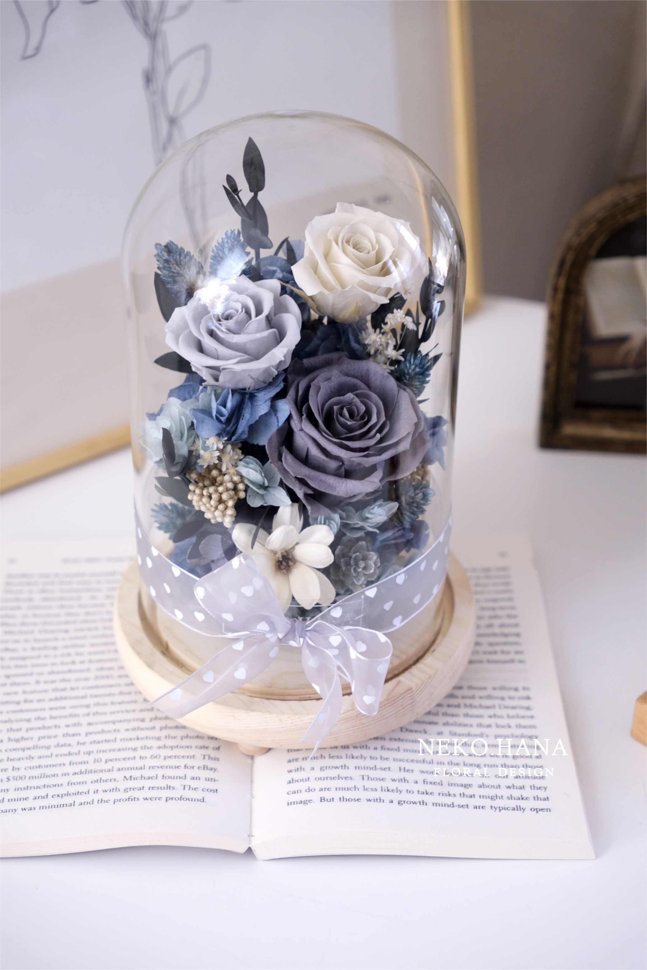 灰玫瑰永生花盅夜燈