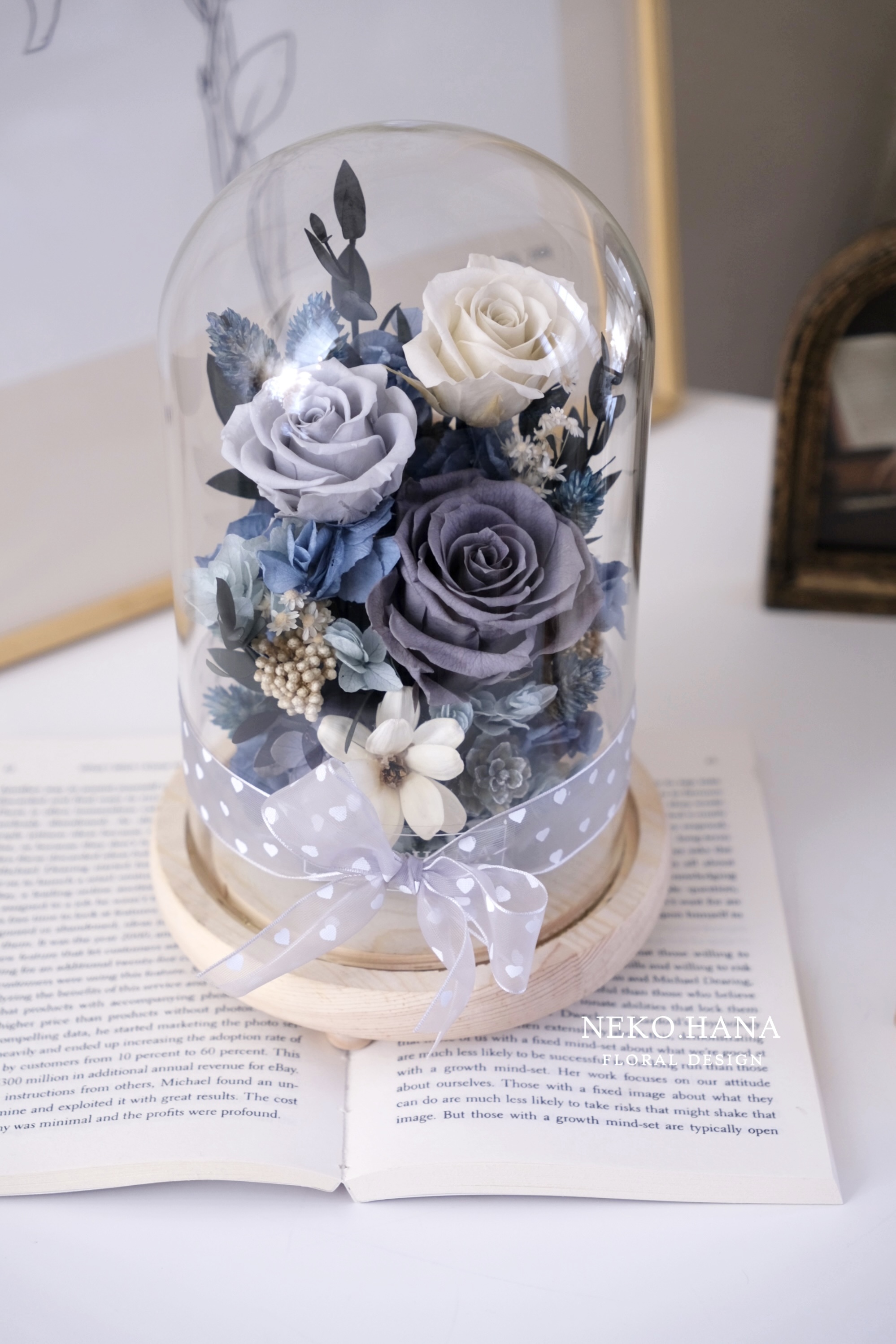 灰玫瑰永生花盅夜燈