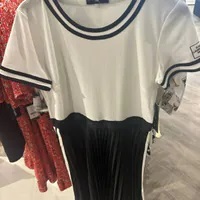 [S] KARL LAGERFELD PLEATED MIDI DRESS,WHITE/BLACK, L4DD7470-WHB [FINAL SALE] (SKL1087)