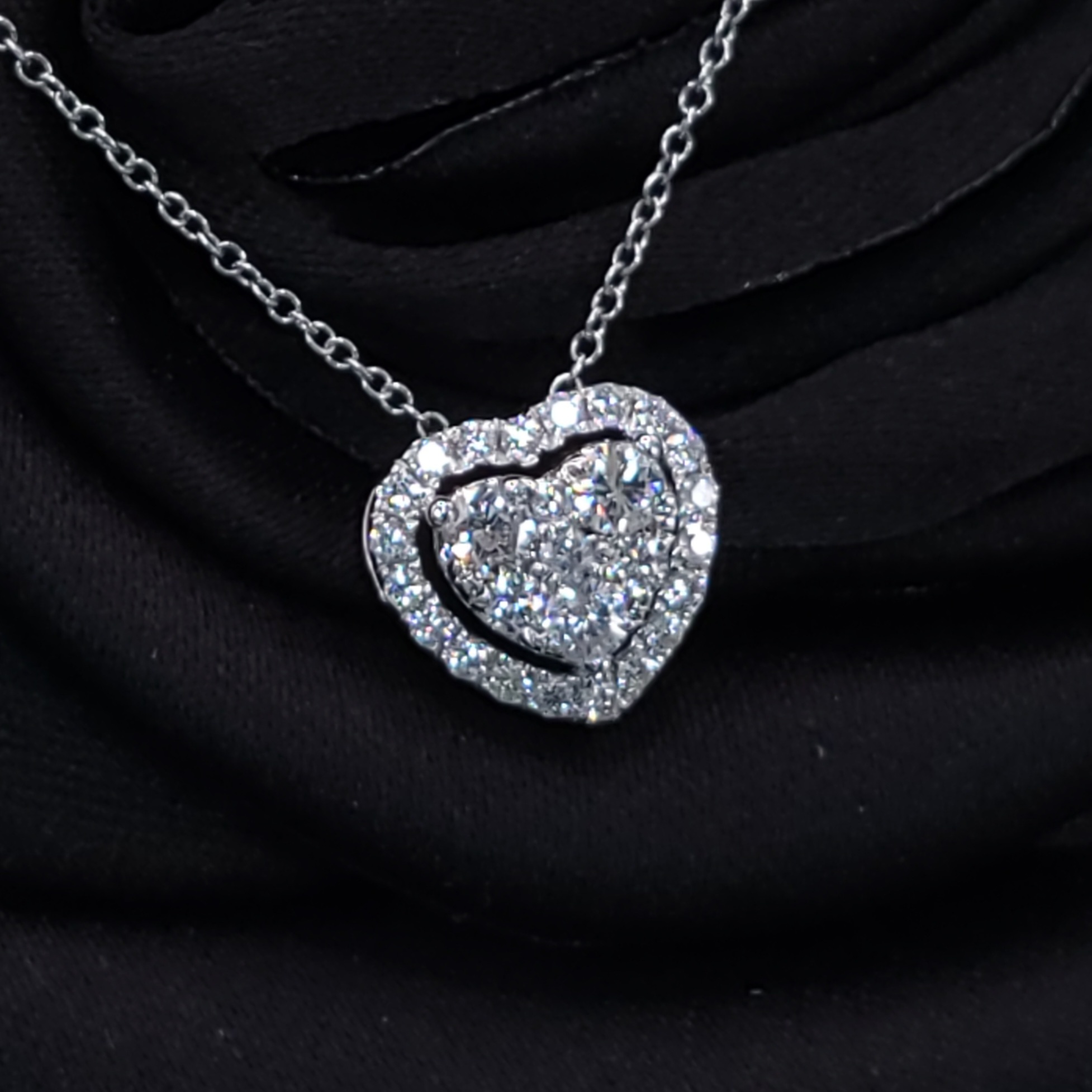 全新18K白金40份鑽石吊墜