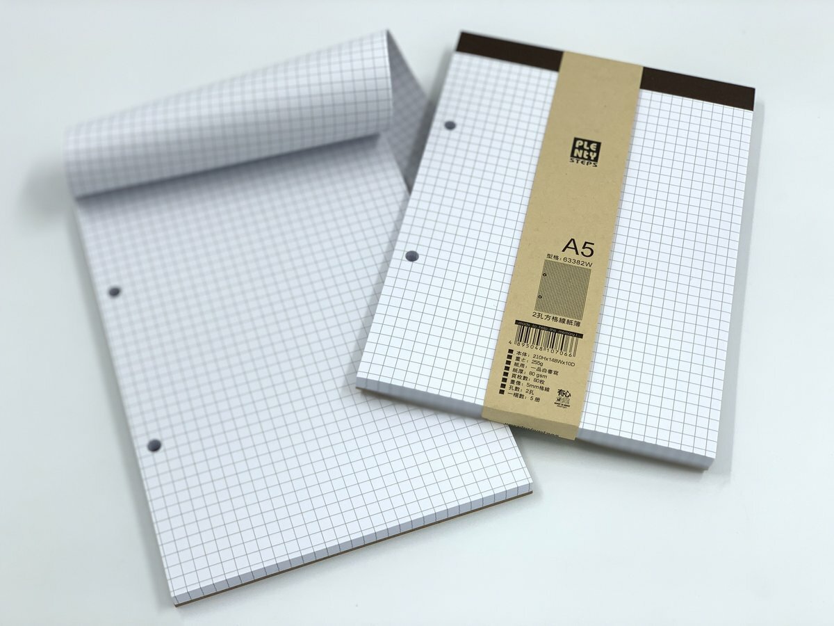 #63382W A5 特厚墊 格線紙簿(2孔) - 1本
