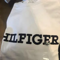 [S] TOMMY HILFIGER EMBROIDERED MONOTYPE LOGO T-SHIRT [FINAL SALE],WHITE, 78JA900-101 [FINAL SALE] (STH813)