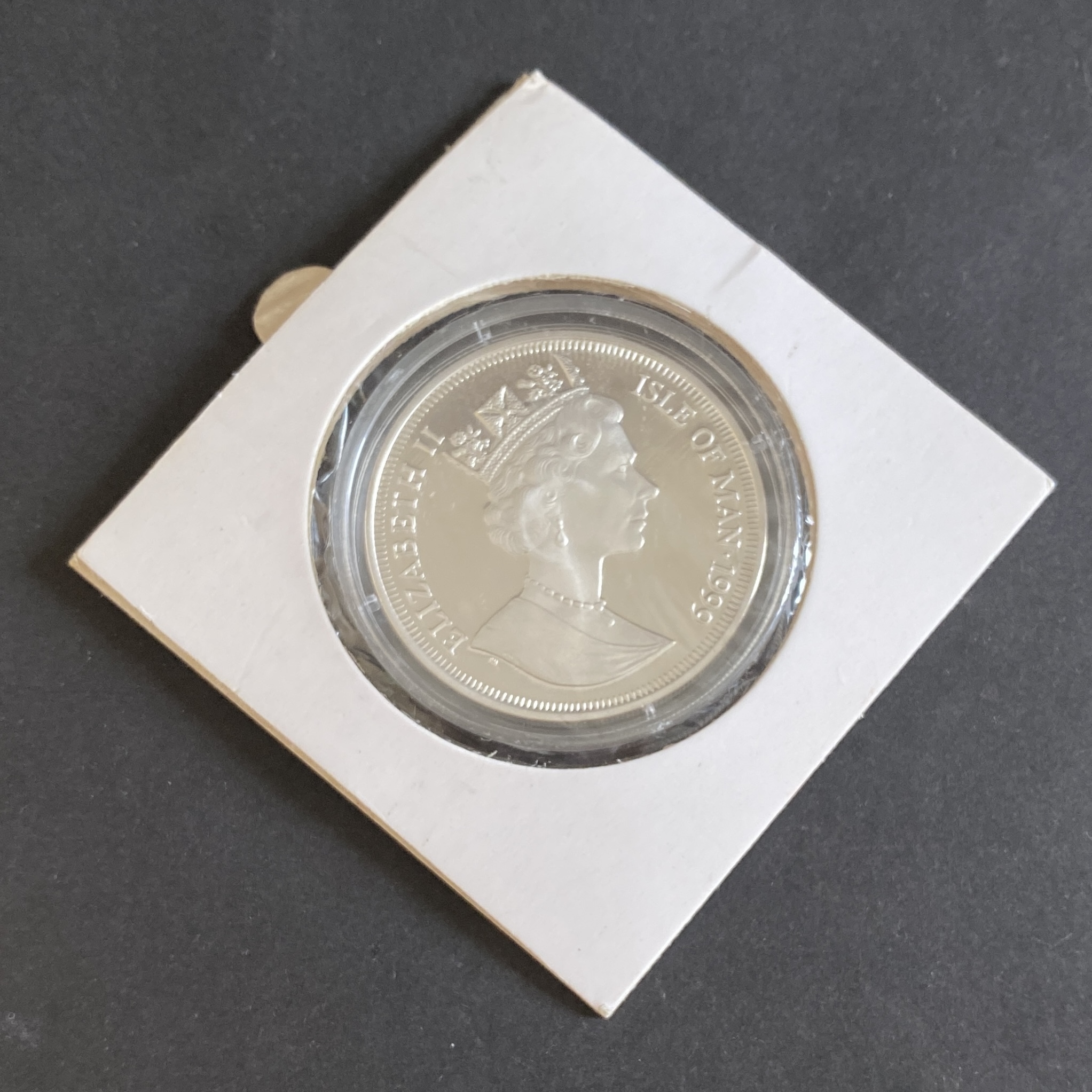 1999 Isle of Man - The life and time of of the queen mother: 1923 Royal Engagement 1 crown silver coin (92.5% silver)