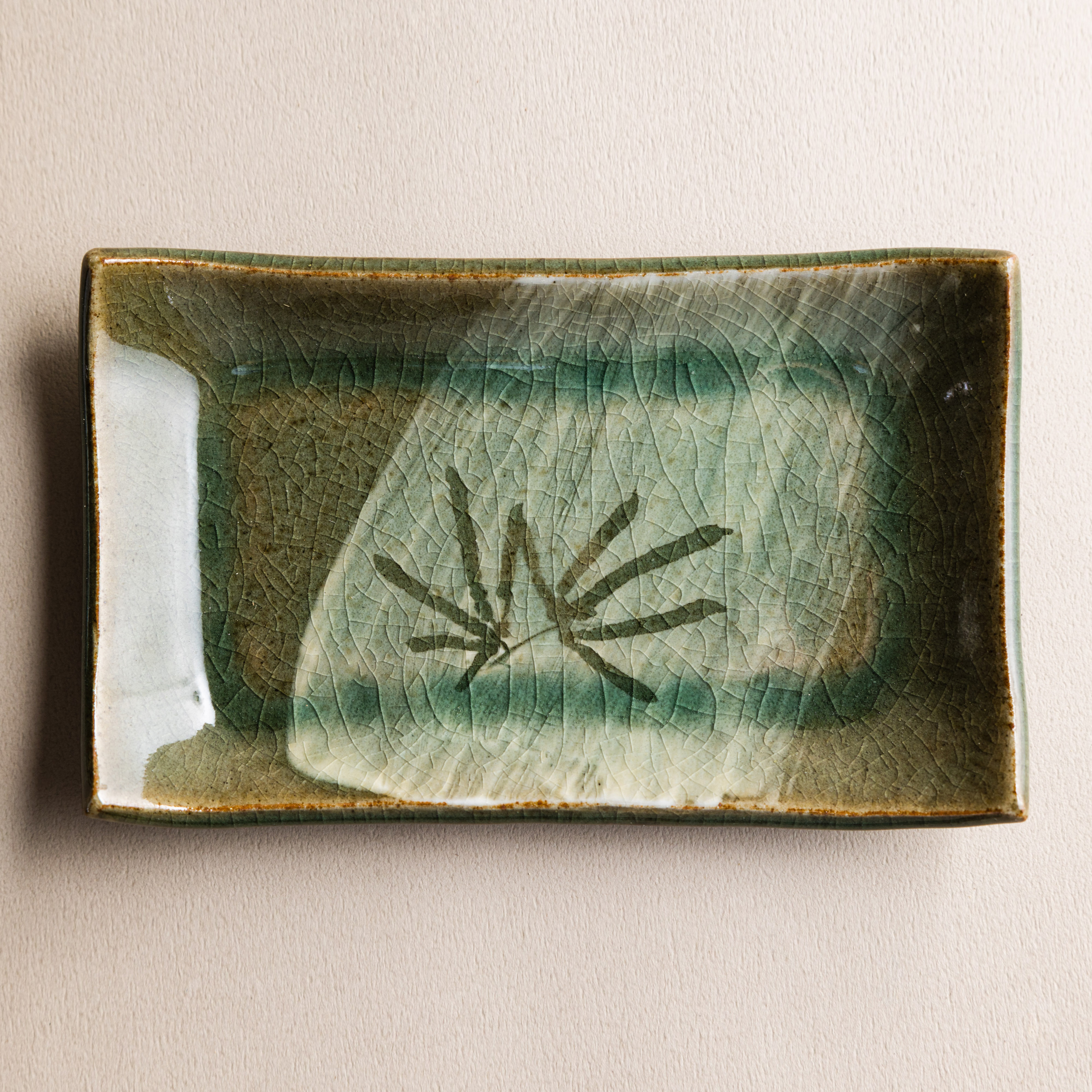 【寶來陶】拓葉紋承皿(中)