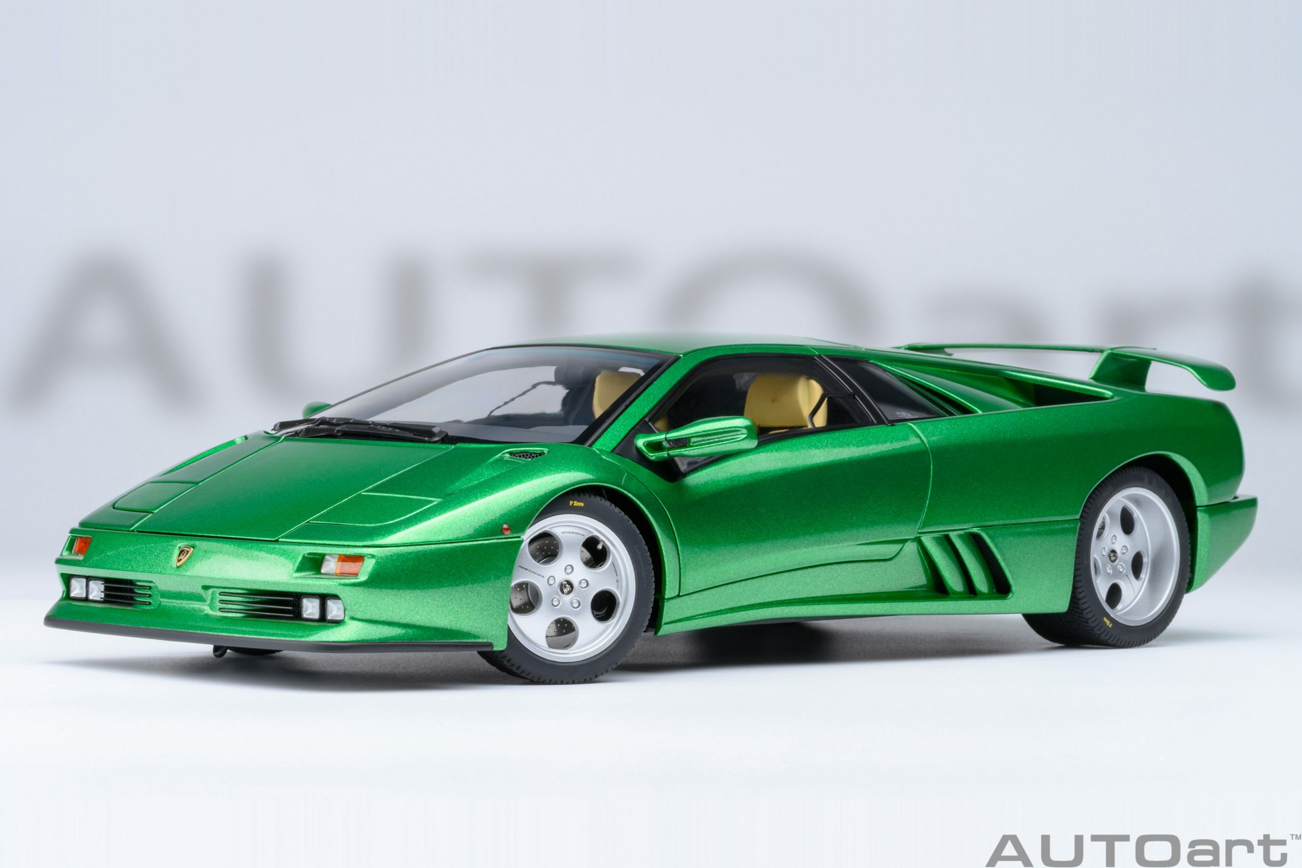1/18 AUTOART Lamborghini Diablo SE 30th Anniversary Edition (Verde Mic) (79150)
