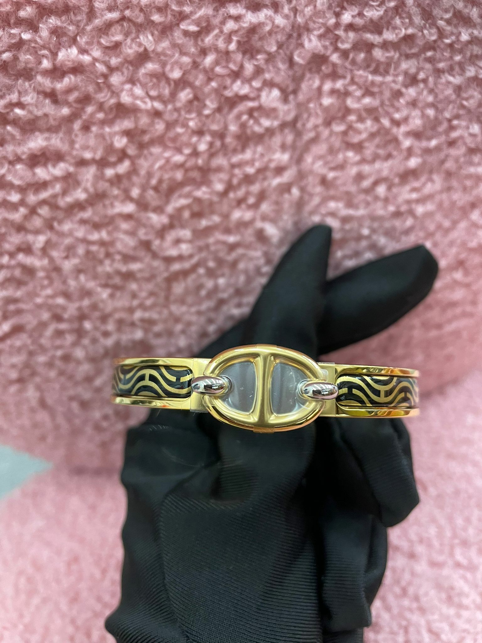 【全新貨品】AT46) Mini Clic 豬鼻手鈪 Gold ,PM Size , Full Set