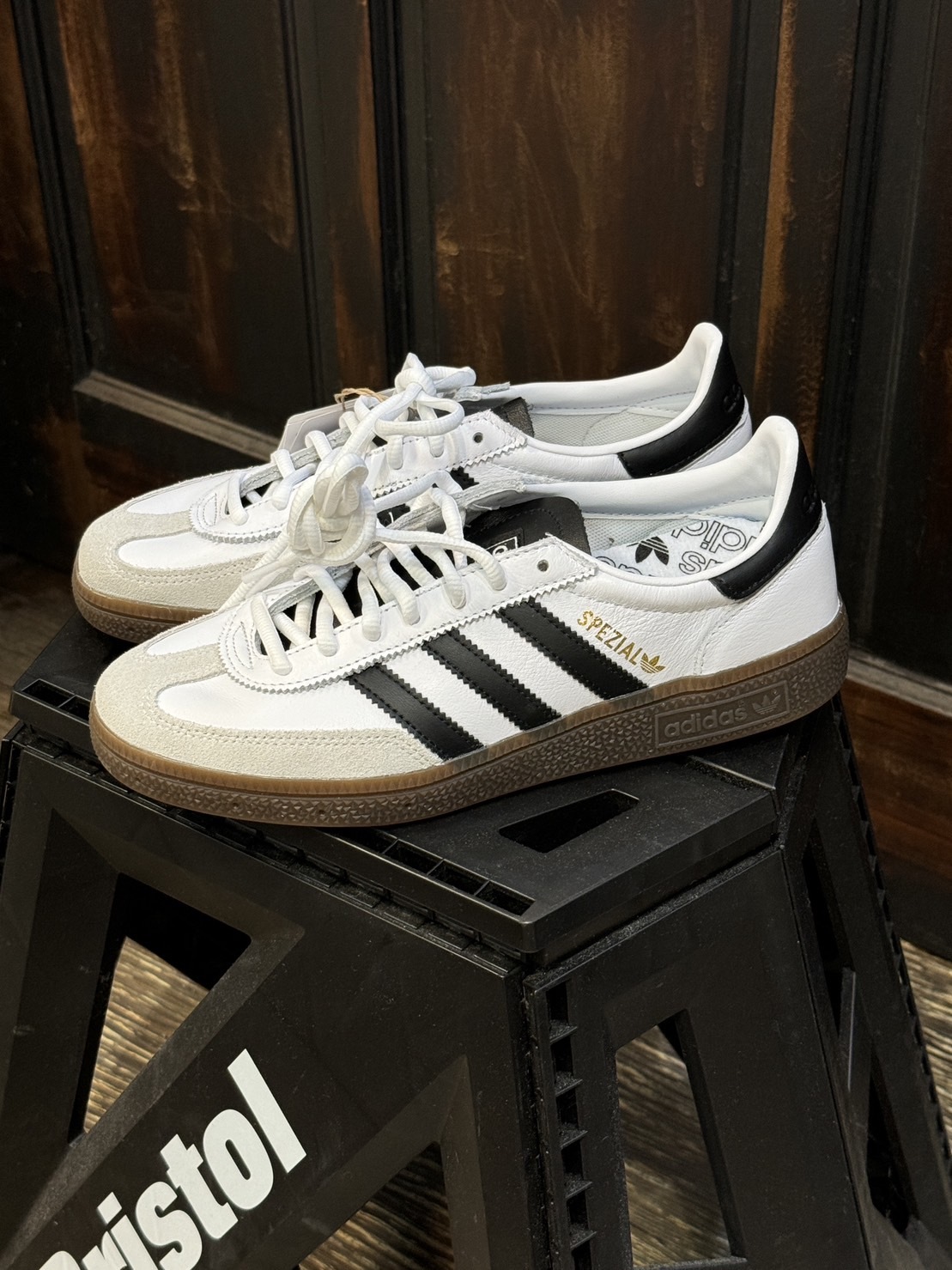 Adidas Handball Spezial 焦糖底 白黑配色 IE3403