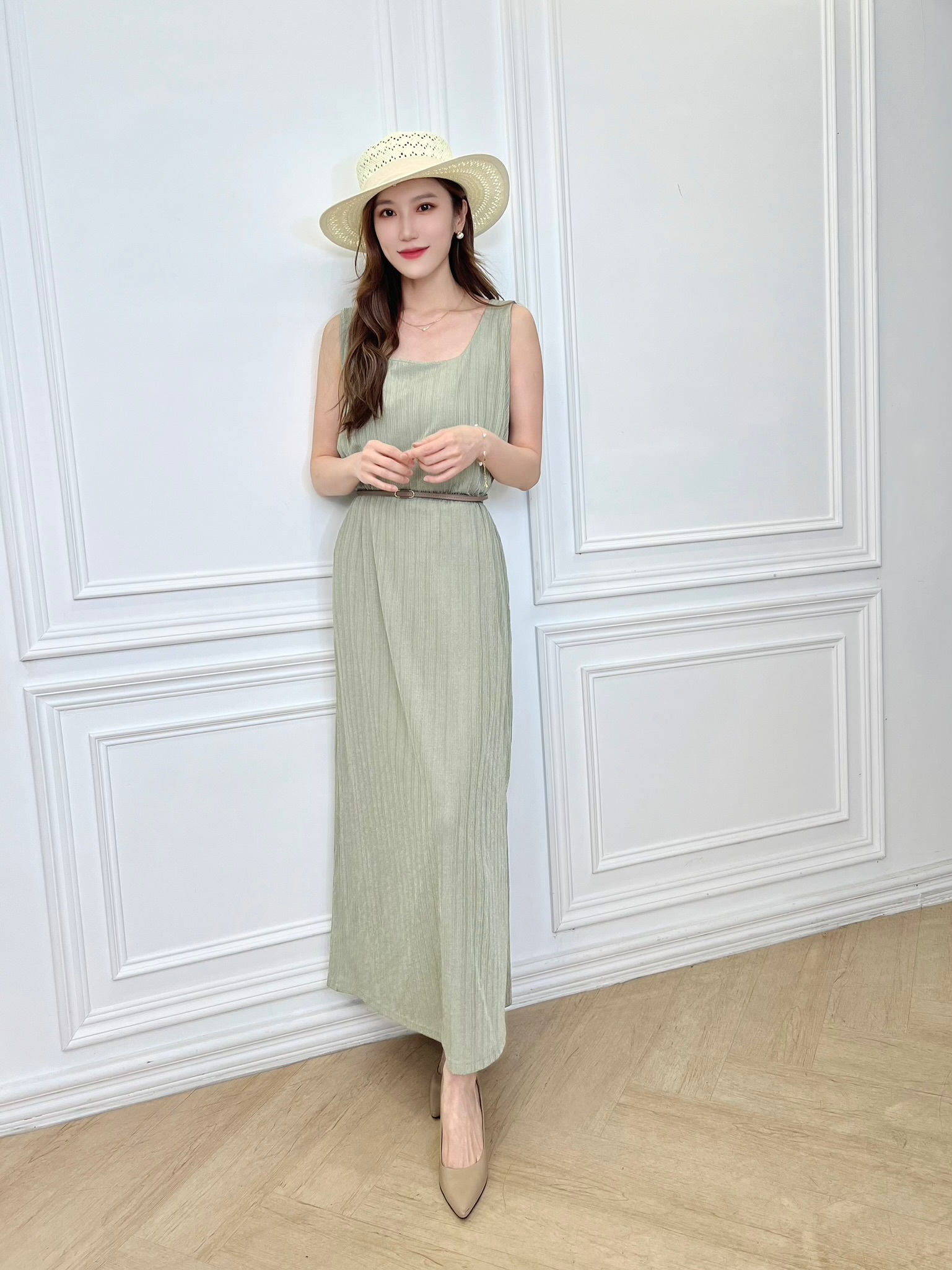 仙氣細百褶背心長洋裝