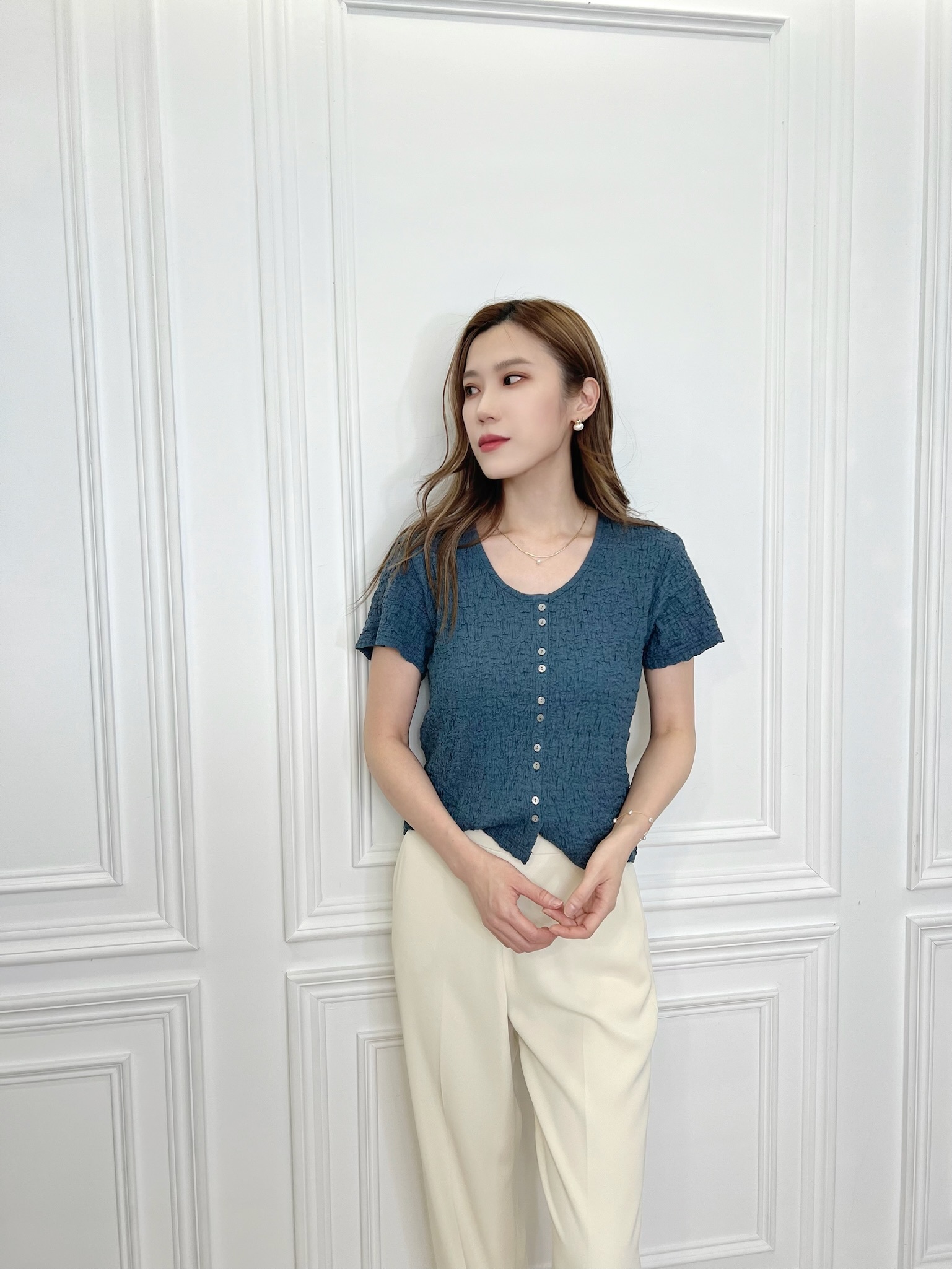 揉皺感圓領短袖上衣