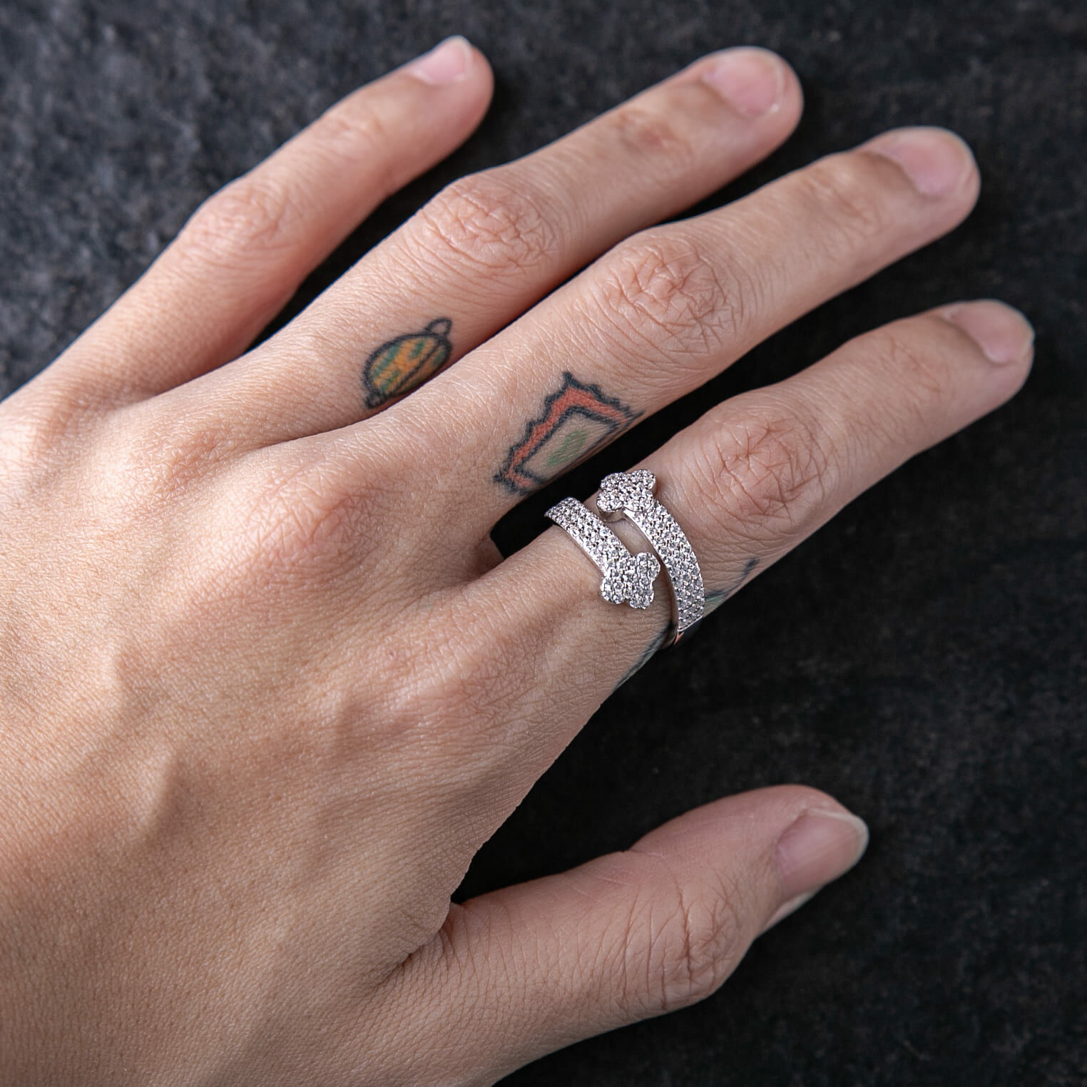 925純銀莫桑石交疊幸運草戒指