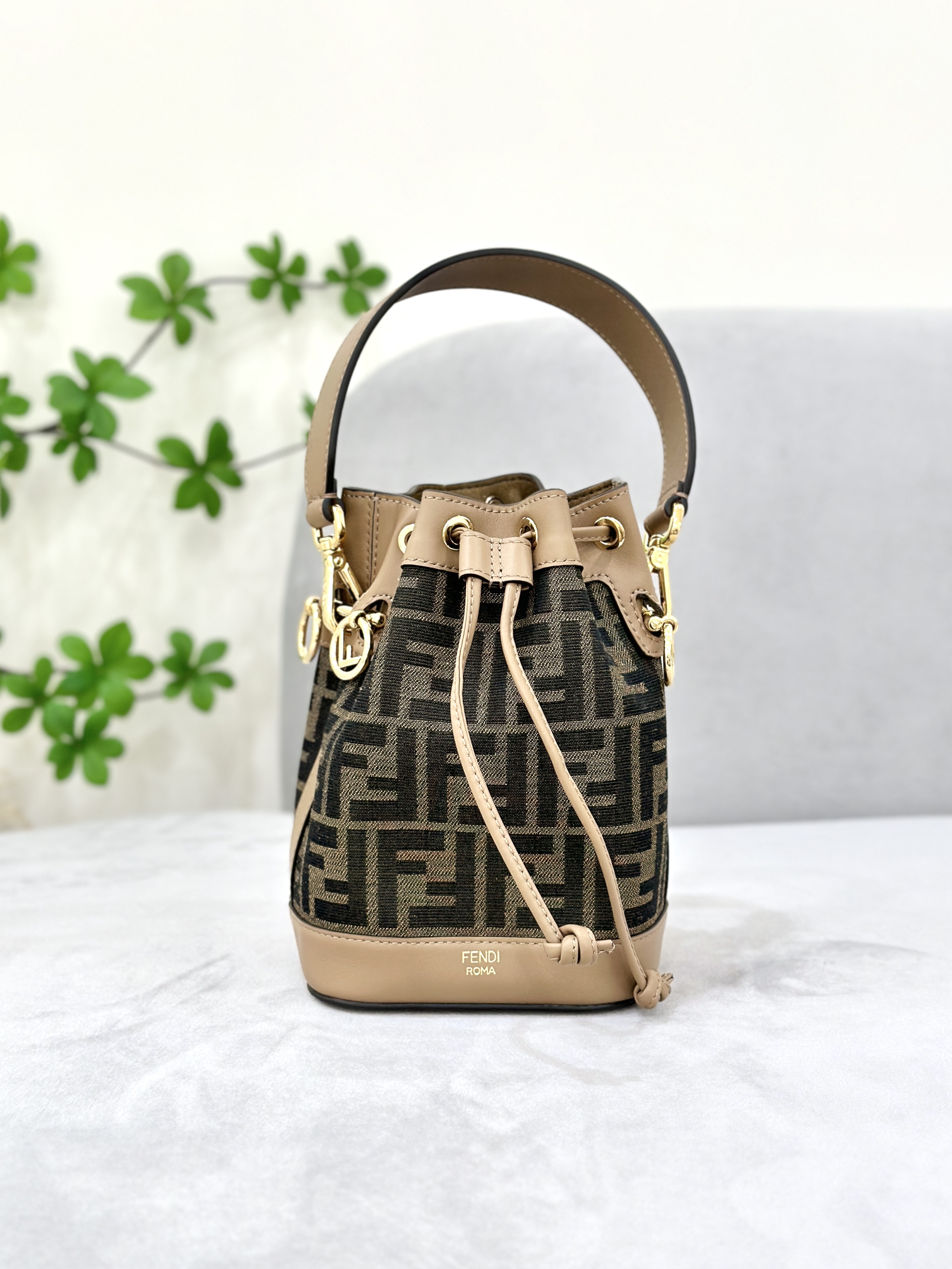 FENDI Mon Tresor Mini Bucket