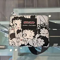 [S] MARC JACOBS 4P4SMP013S01-005 BETTY BOOP OUTLET FOLDING WALLET,BLACK/WHITE, 196611140829 (SMJ360)