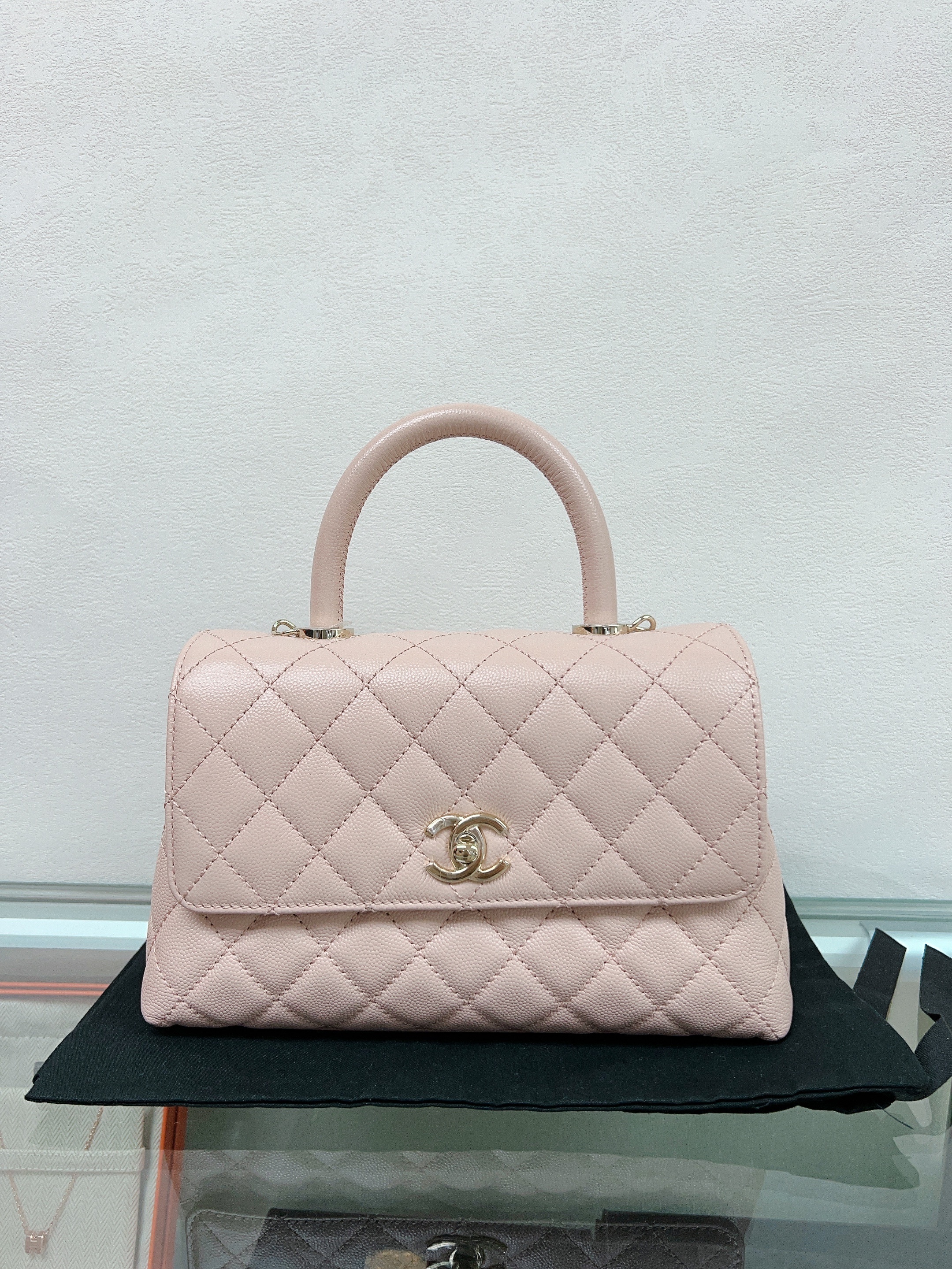 Chanel coco handle small (pink caviar)
