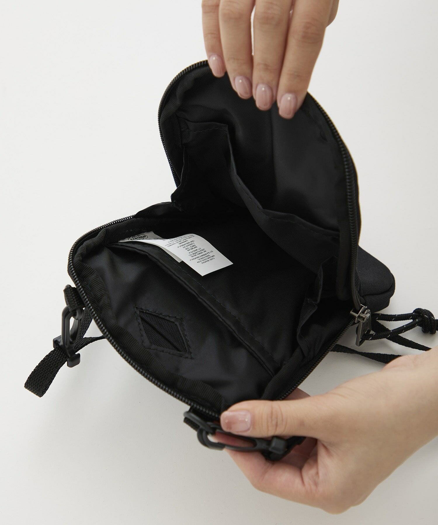 Chika Kisada × EASTPAK 花花紗迷你肩背包(黑)