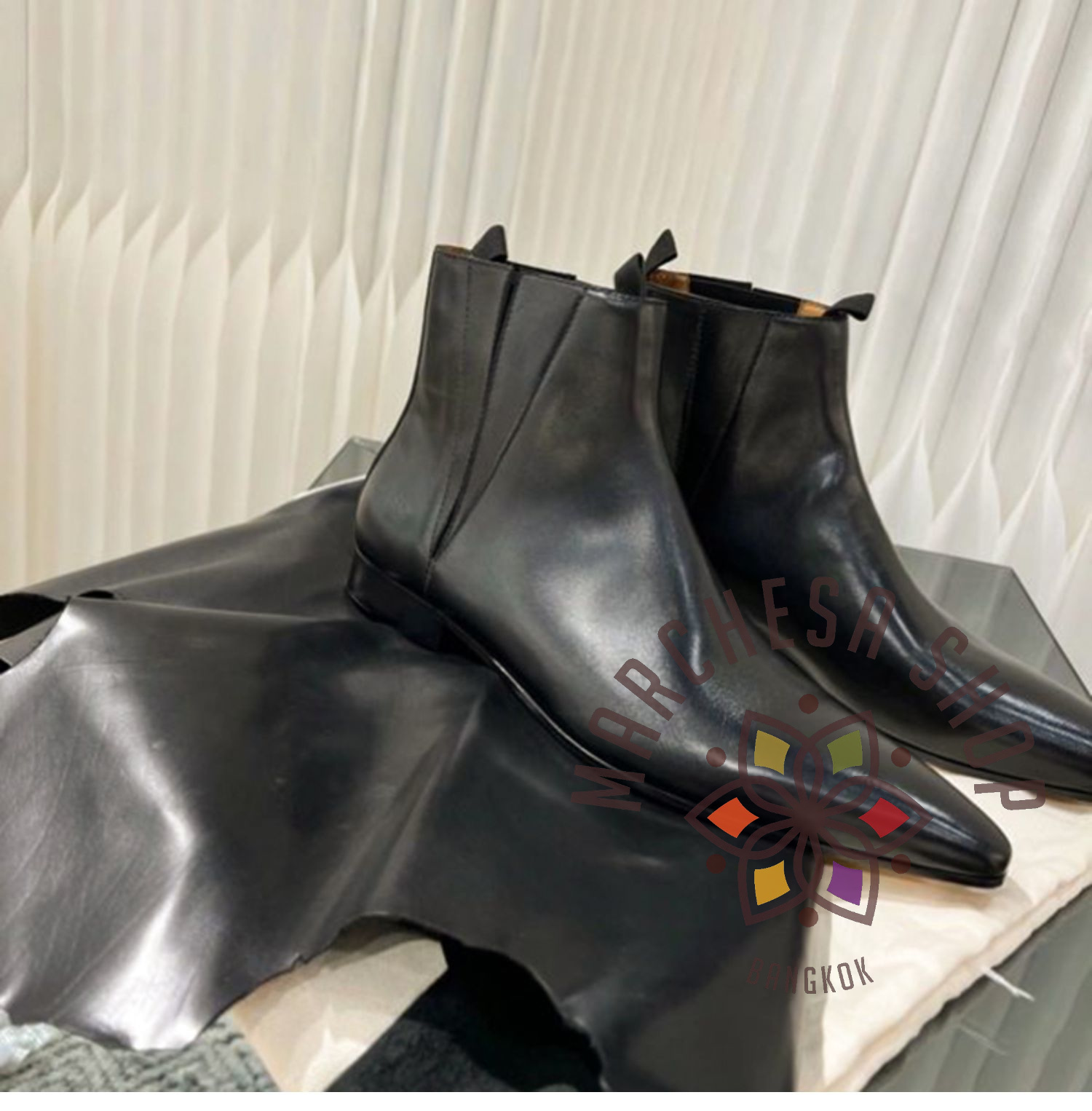 S3154 - 全真皮羊皮簡約V彈力尖頭平底短靴