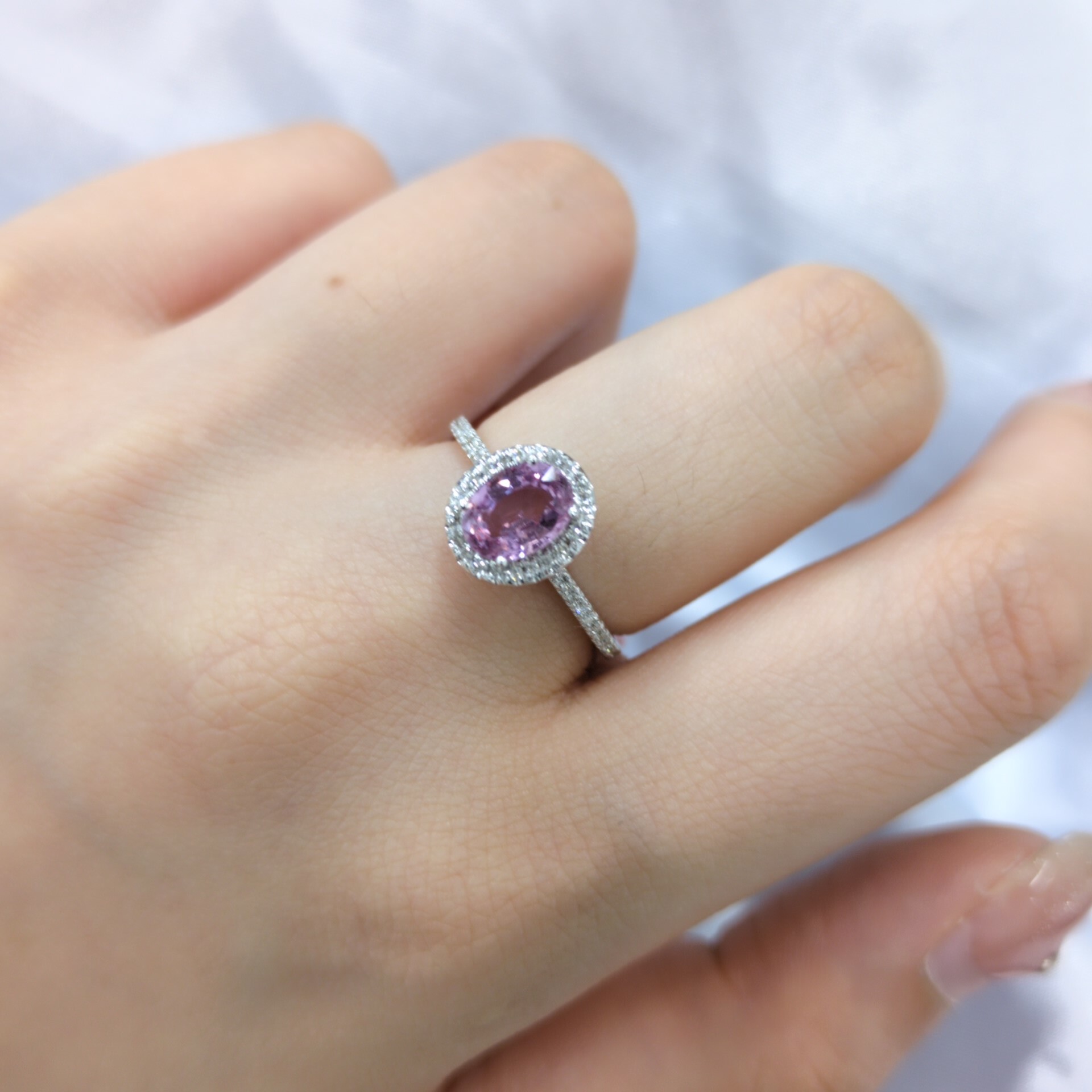 18K White Gold 1.00ct Sapphire and Diamond Ring