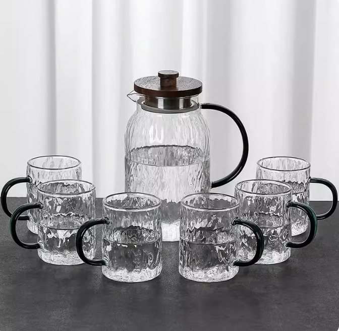 Hot style [7-piece set] cold water bottle (small size 1500ml + 6 cups)