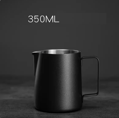 Hot selling coffee latte art jar (350ml black outer latte art jar)