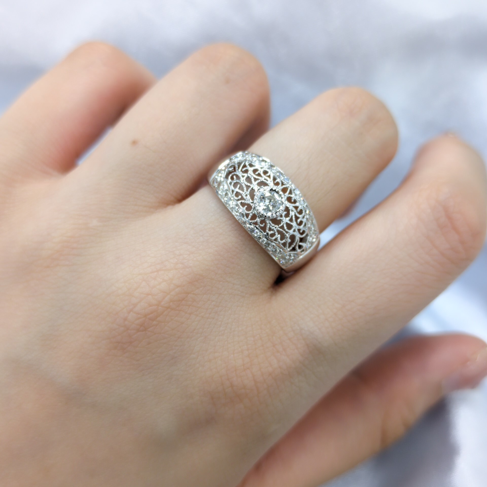 18K White Gold 0.38ct Diamond Ring