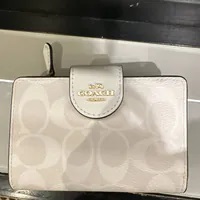 [S] COACH C0082 SIGNATURE MDM CORNER ZIP,IM/CHALK/GLACIER WHITE, 195031253270 (SCO884)