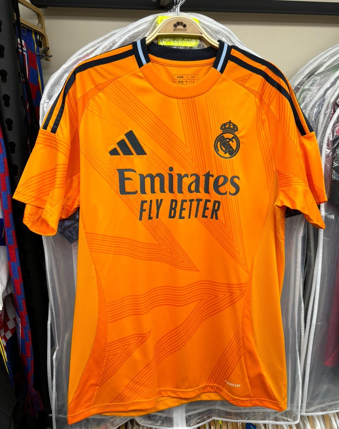 24-25皇家馬德里作客球迷版球衣