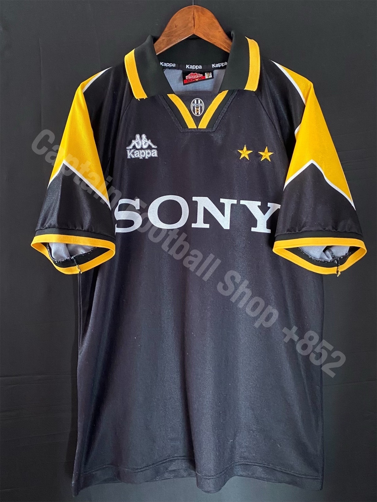 Juventus 1995-1996 Kappa Third Shirt