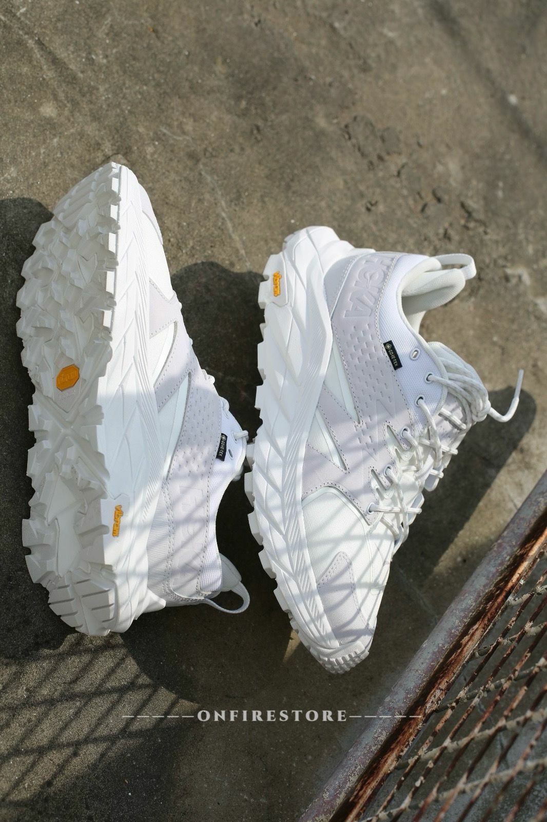 {現貨} HOKA ONE ONE ANACAPA LOW Gore-Tex ‘Nimbus Cloud’