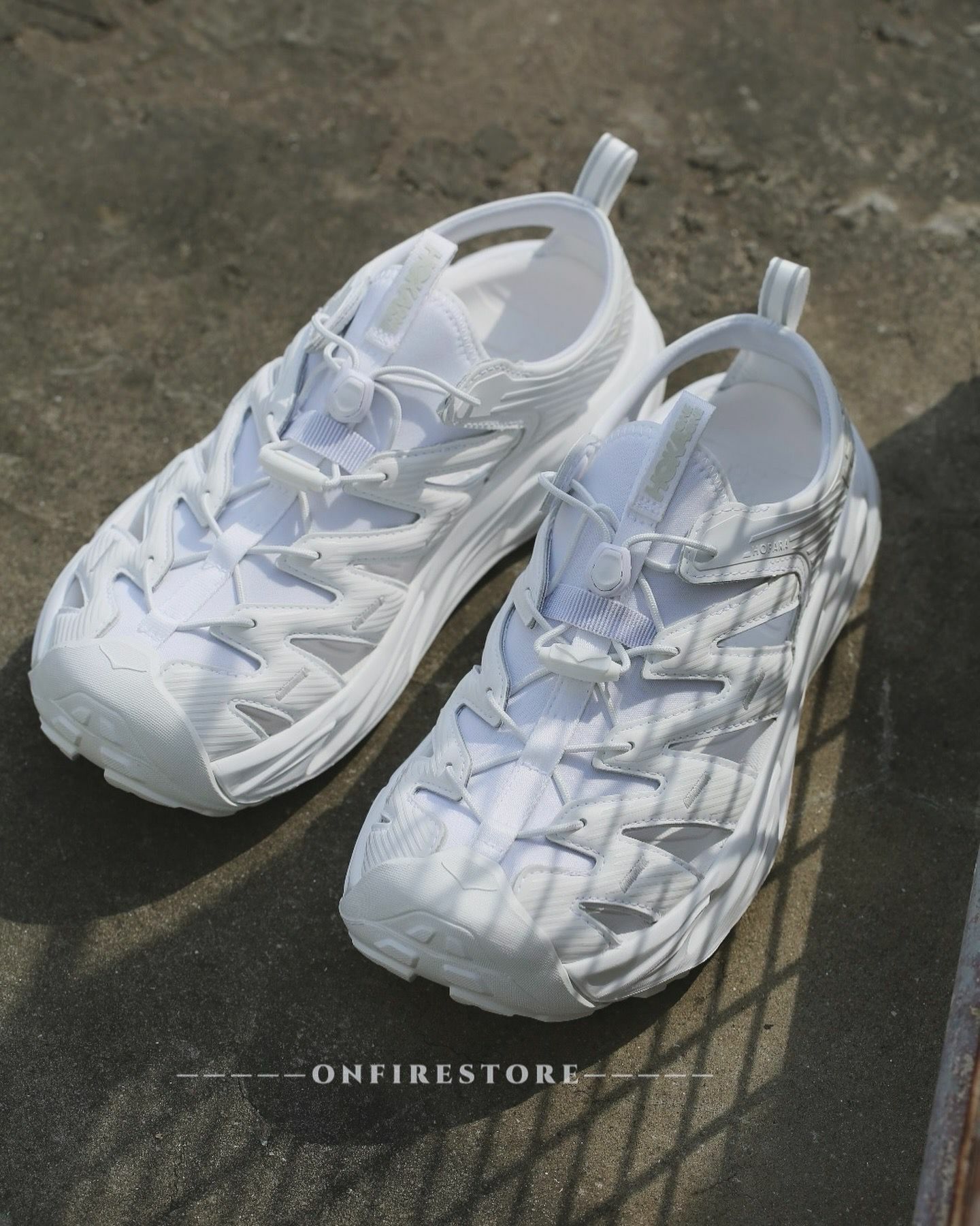 {現貨} Hoka One One Hopara White