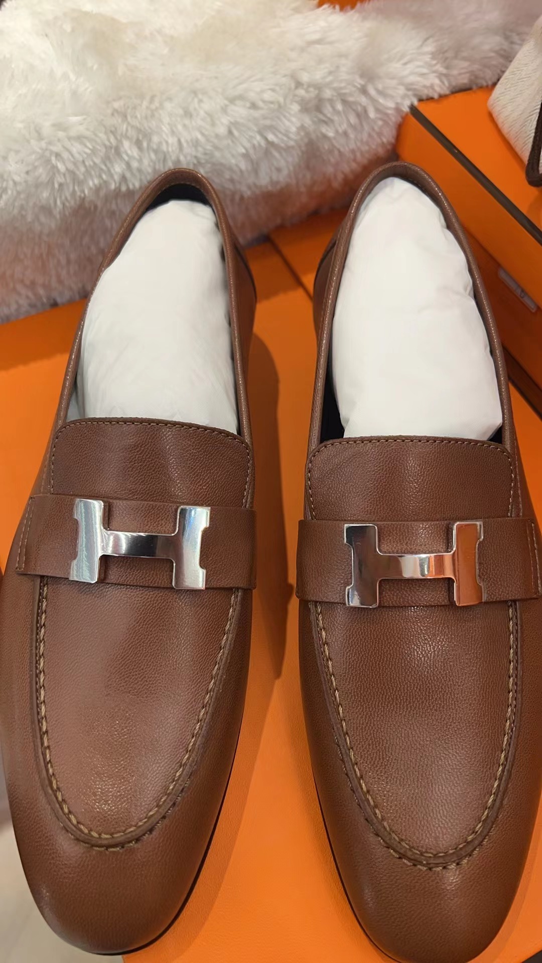 Hermes 銀扣紅棕色平底鞋 -M