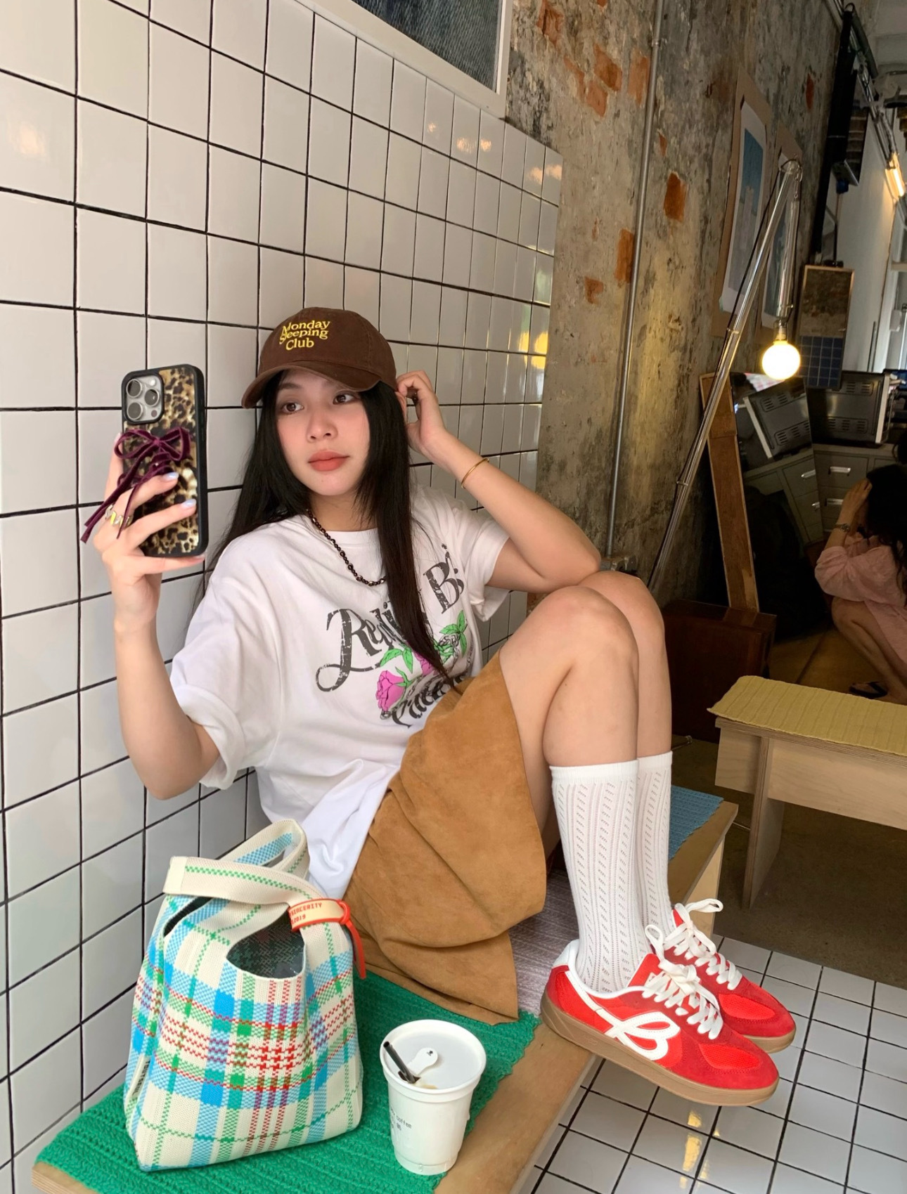 HBD X WE FLOWER Germany Army Trainer (紅)