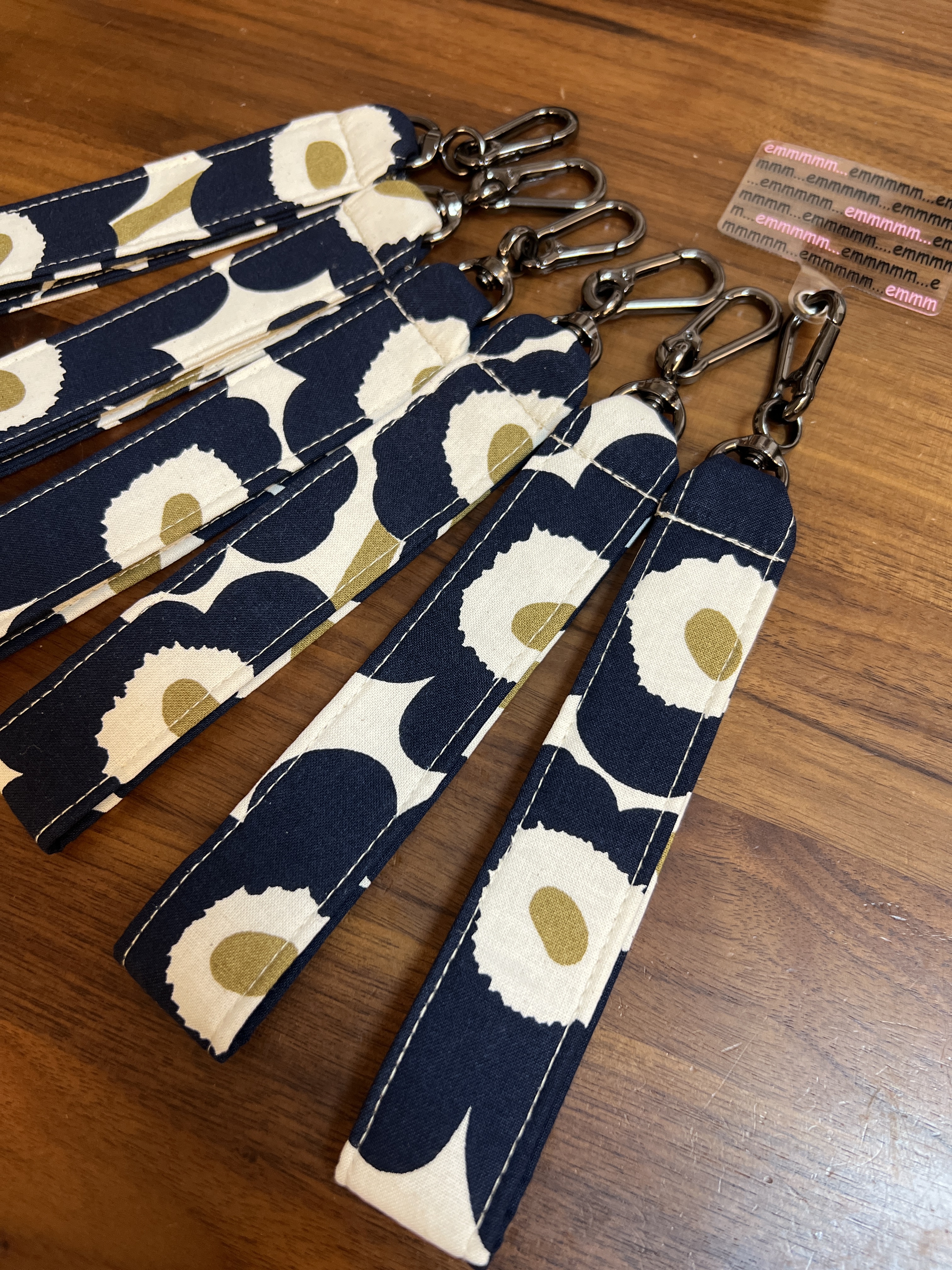 Phone Charm 手機手帶 | Marimekko cotton fabric | Navy x 金金眼