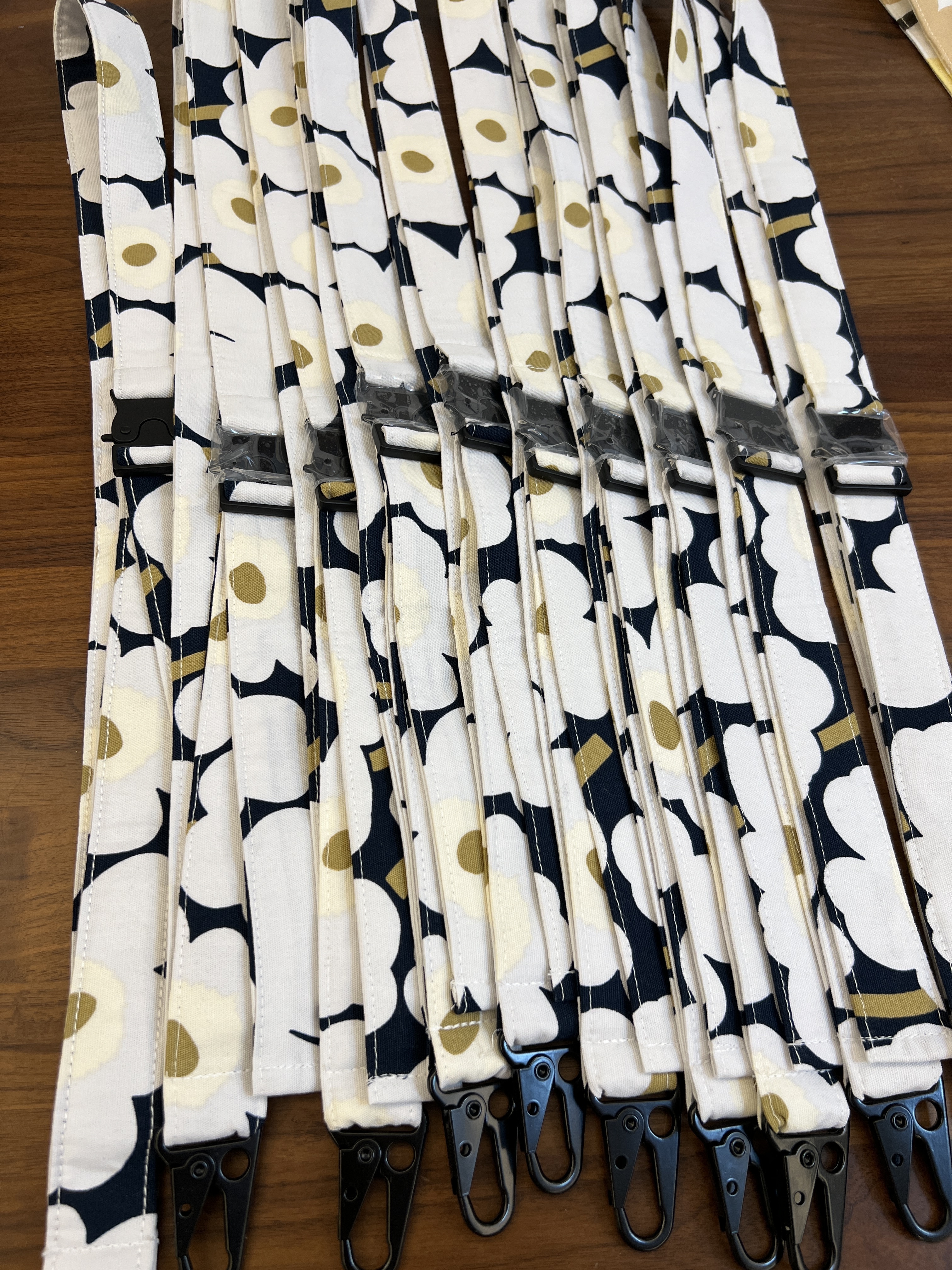 Cross Body Phone Charm 手機揹帶 | Marimekko canvas fabric | Japan limited navy x light grey x gold