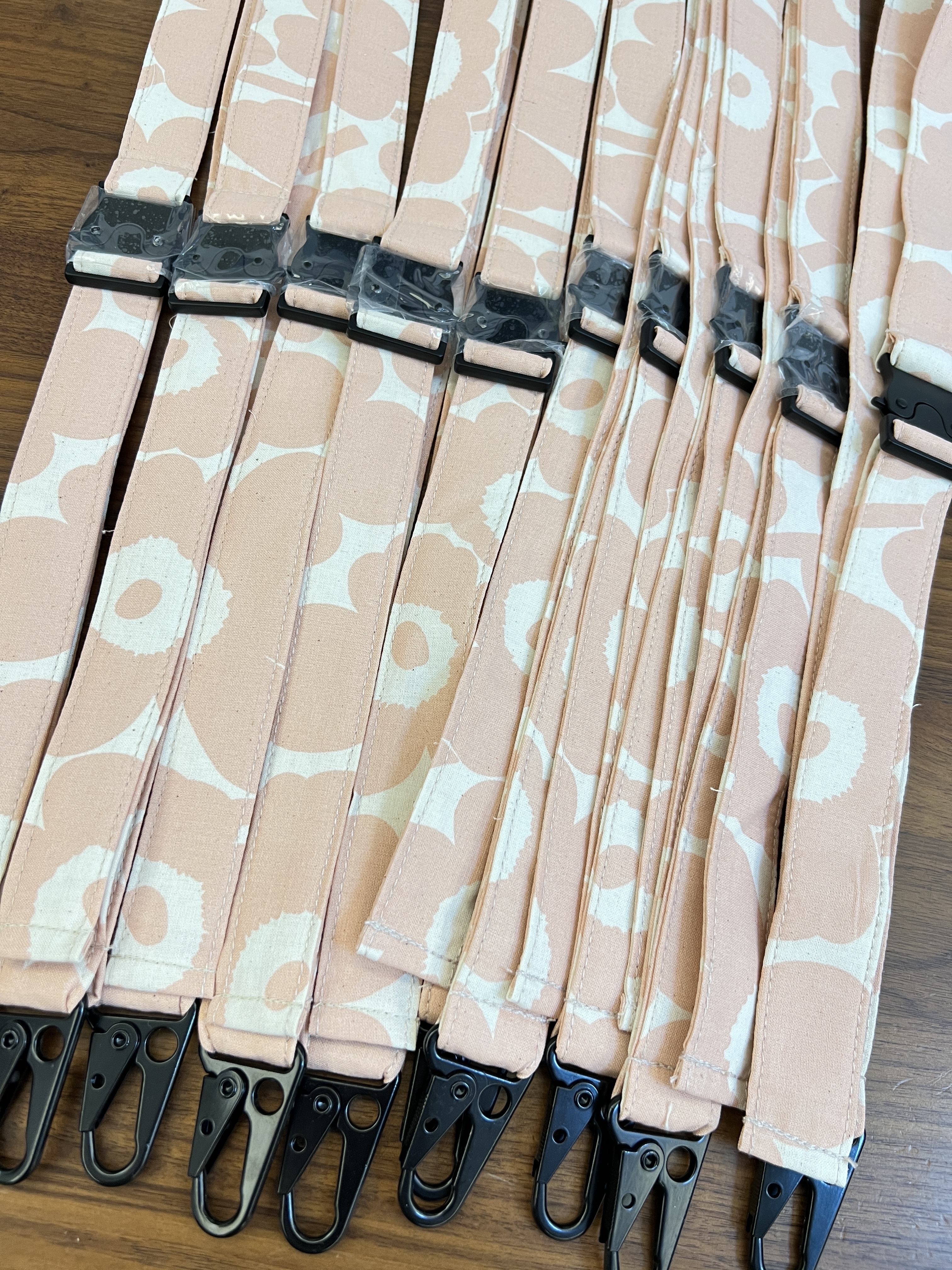 Cross Body Phone Charm 手機揹帶 | Marimekko cotton fabric | Japan limited cotton pink