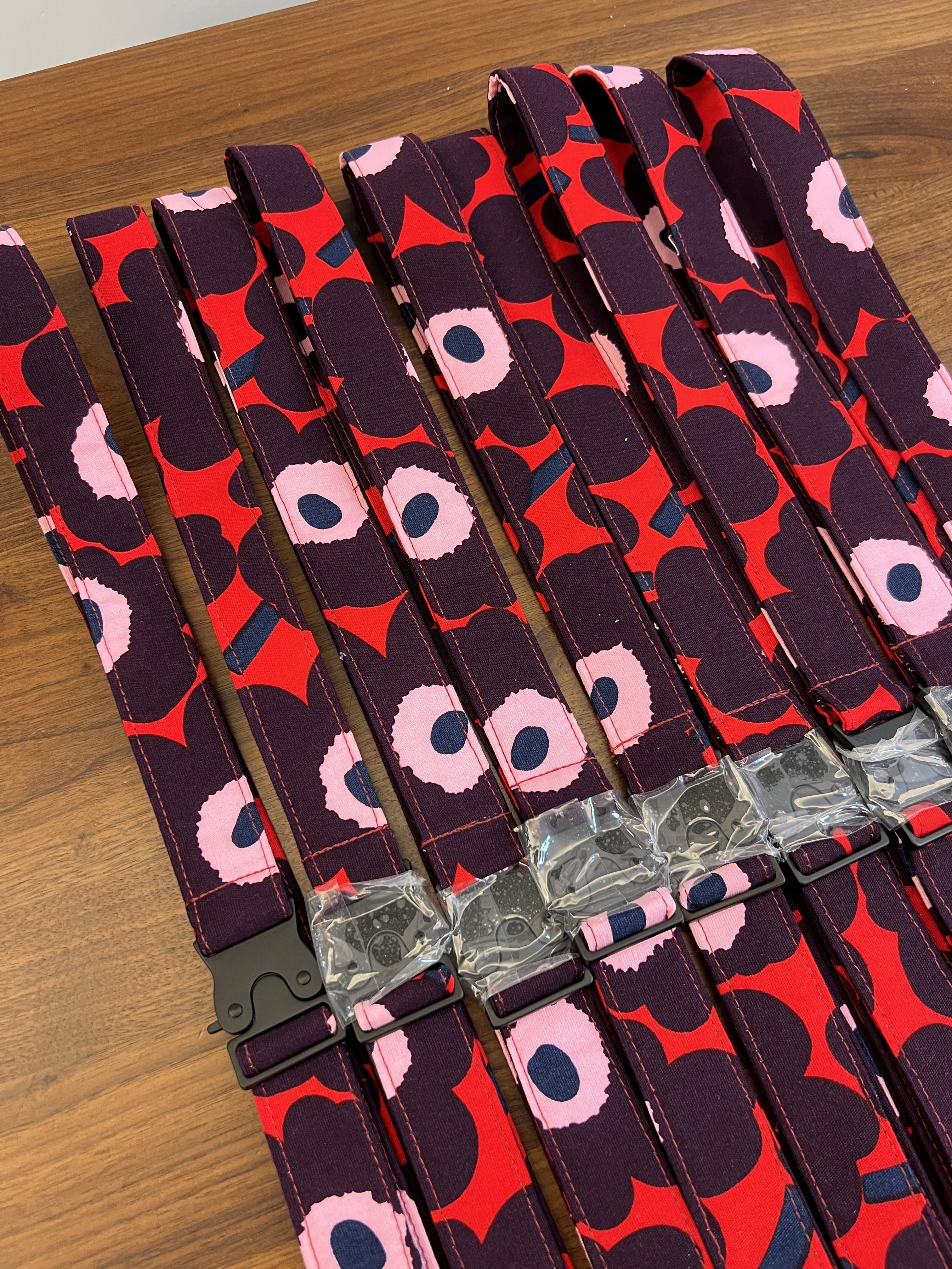 Cross Body Phone Charm 手機揹帶 | Marimekko canvas fabric | purple red