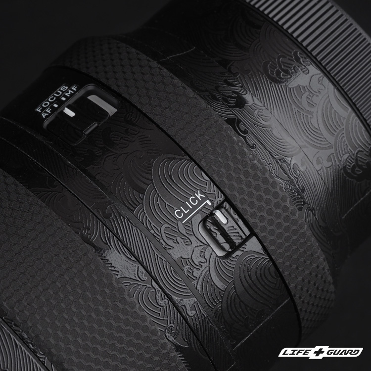 LIFE+GUARD 貼膜質感特寫，LIFE+GUARD 海浪黑設計風格