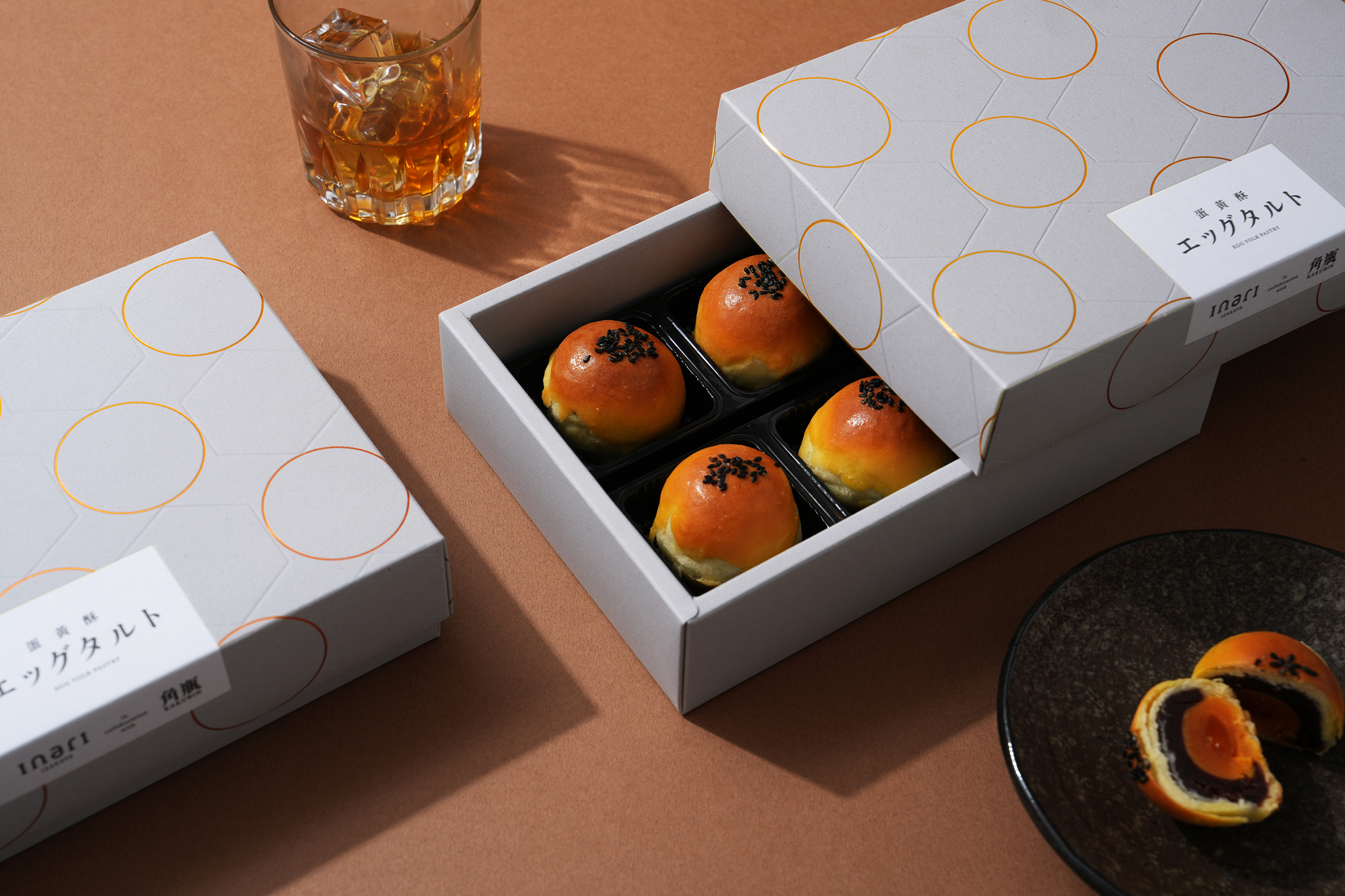 時尚灰Ｘ燦金黃，打造簡潔幾何印象