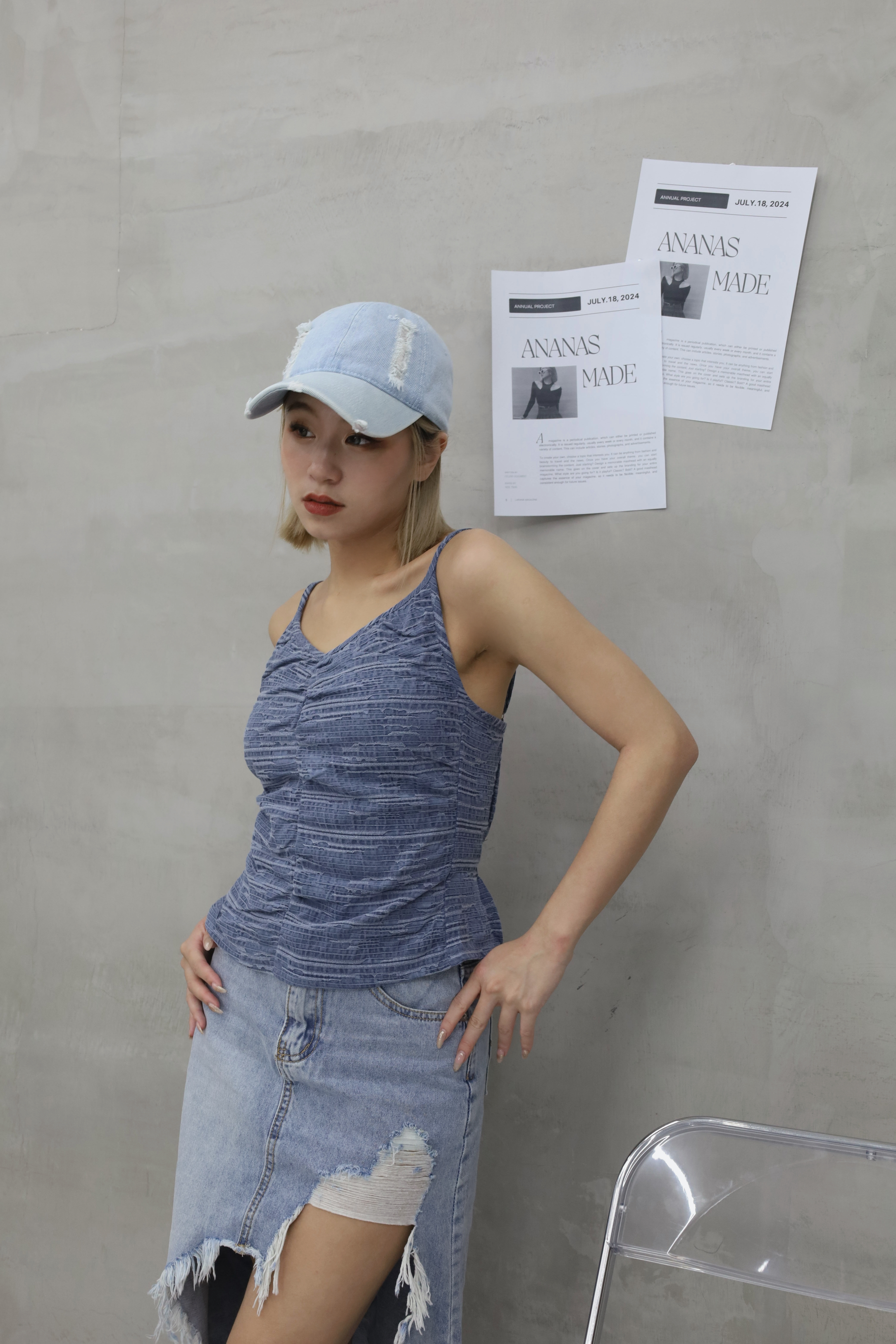 牛仔露背抓皺上衣