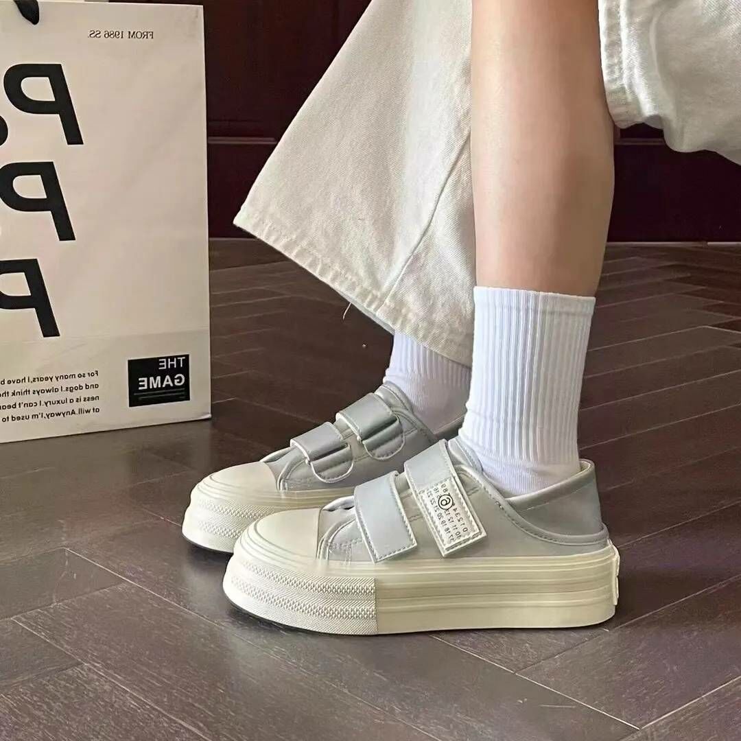 粉嫩魔鬼氈兩穿休閒鞋