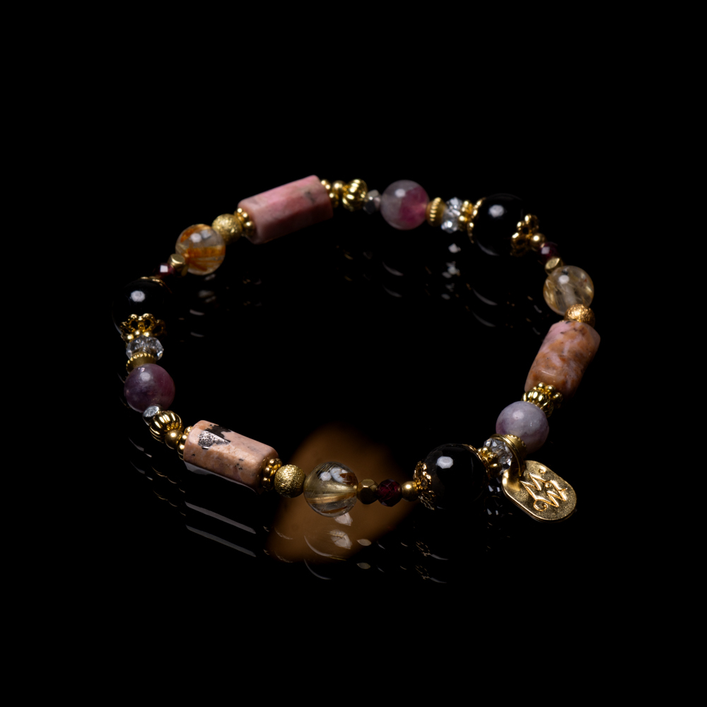 無拘的姿態｜玫瑰石碧璽鈦晶手鍊 C1637