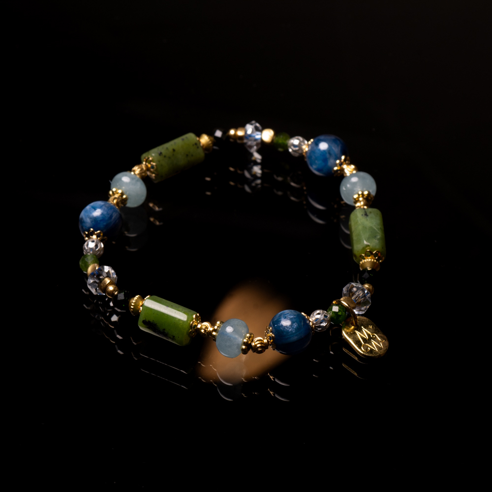 沉浸之城｜加玉藍晶手鍊 C1640