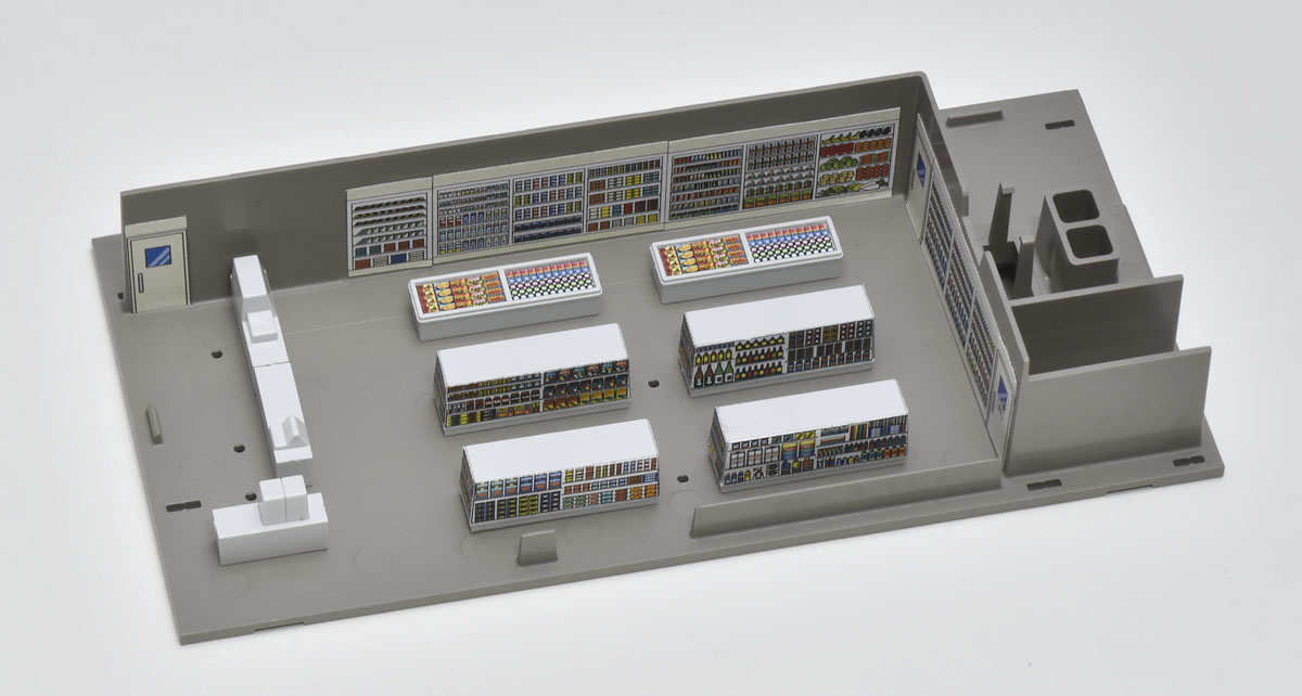 Tomix 4235 N Scale Convenience Store (7-Eleven)