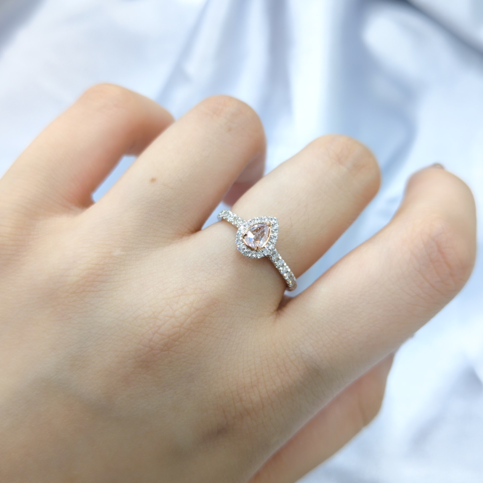 18K Gold 0.47ct Fancy Light Pink Diamond Ring