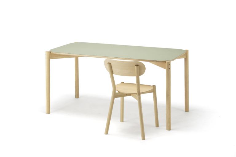 Castor Table Linoleum