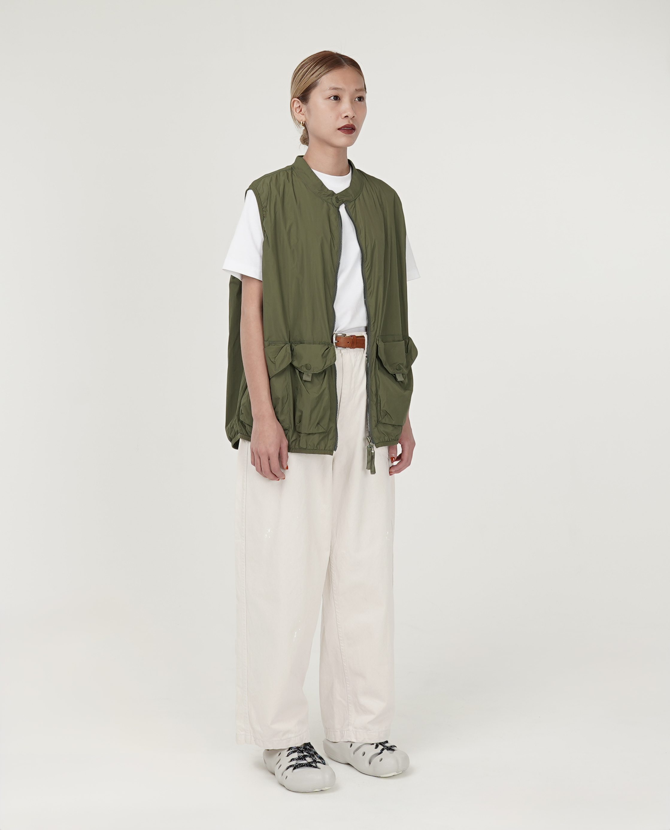 4口袋滑料拉鍊背心