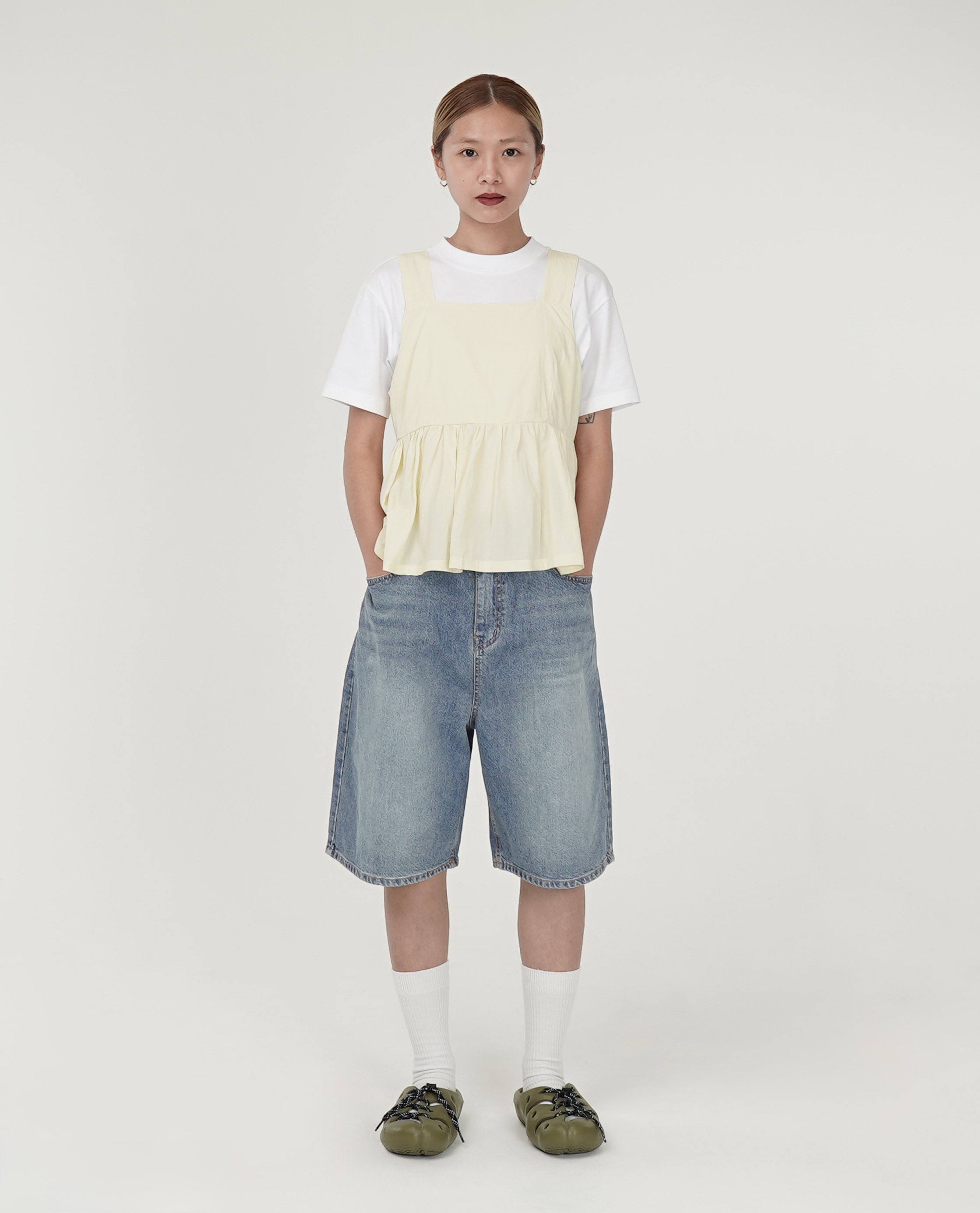 後綁帶寬肩帶背心