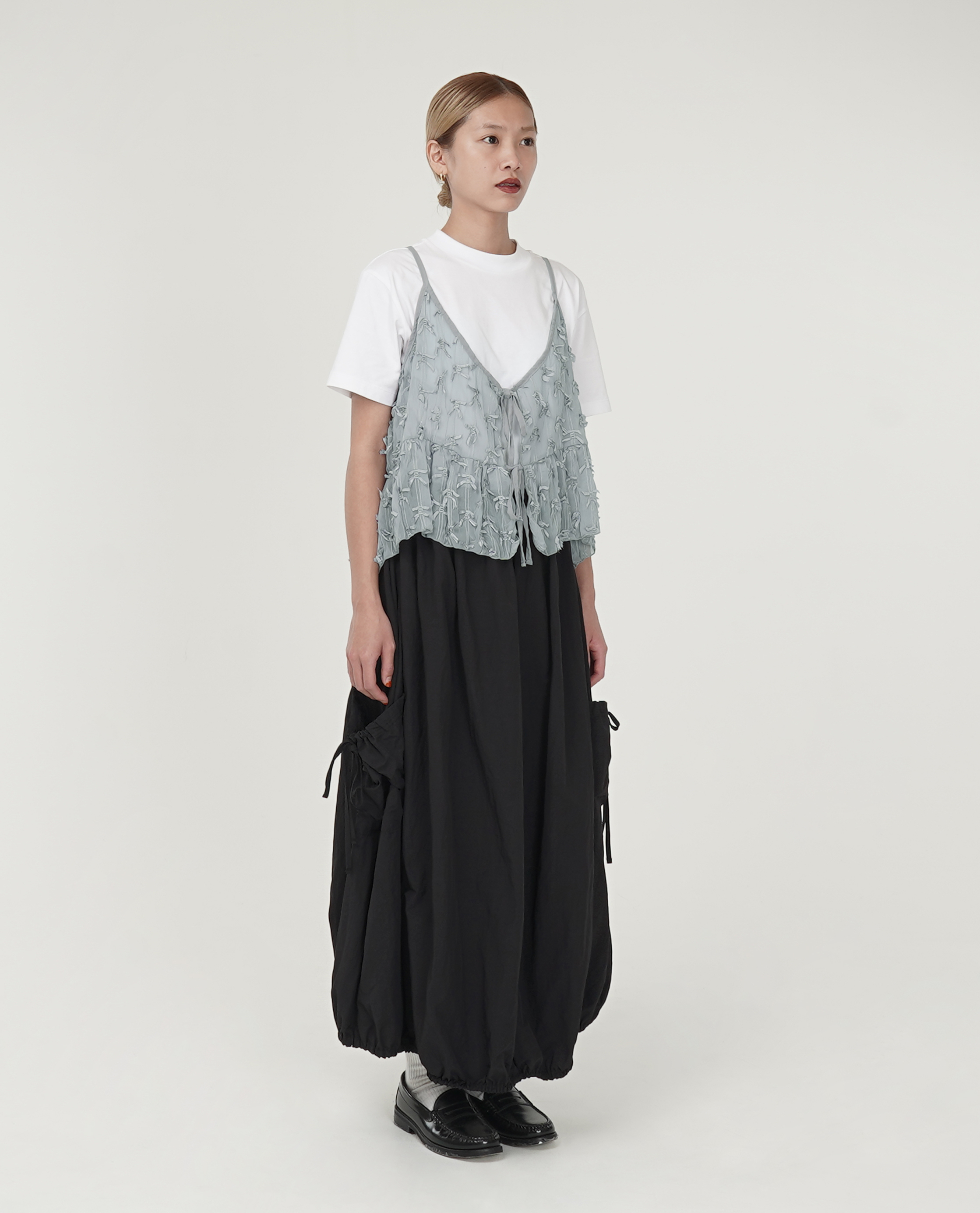 細肩蝴蝶結綁繩背心