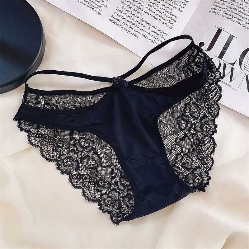 蕾絲線條設計感內褲組