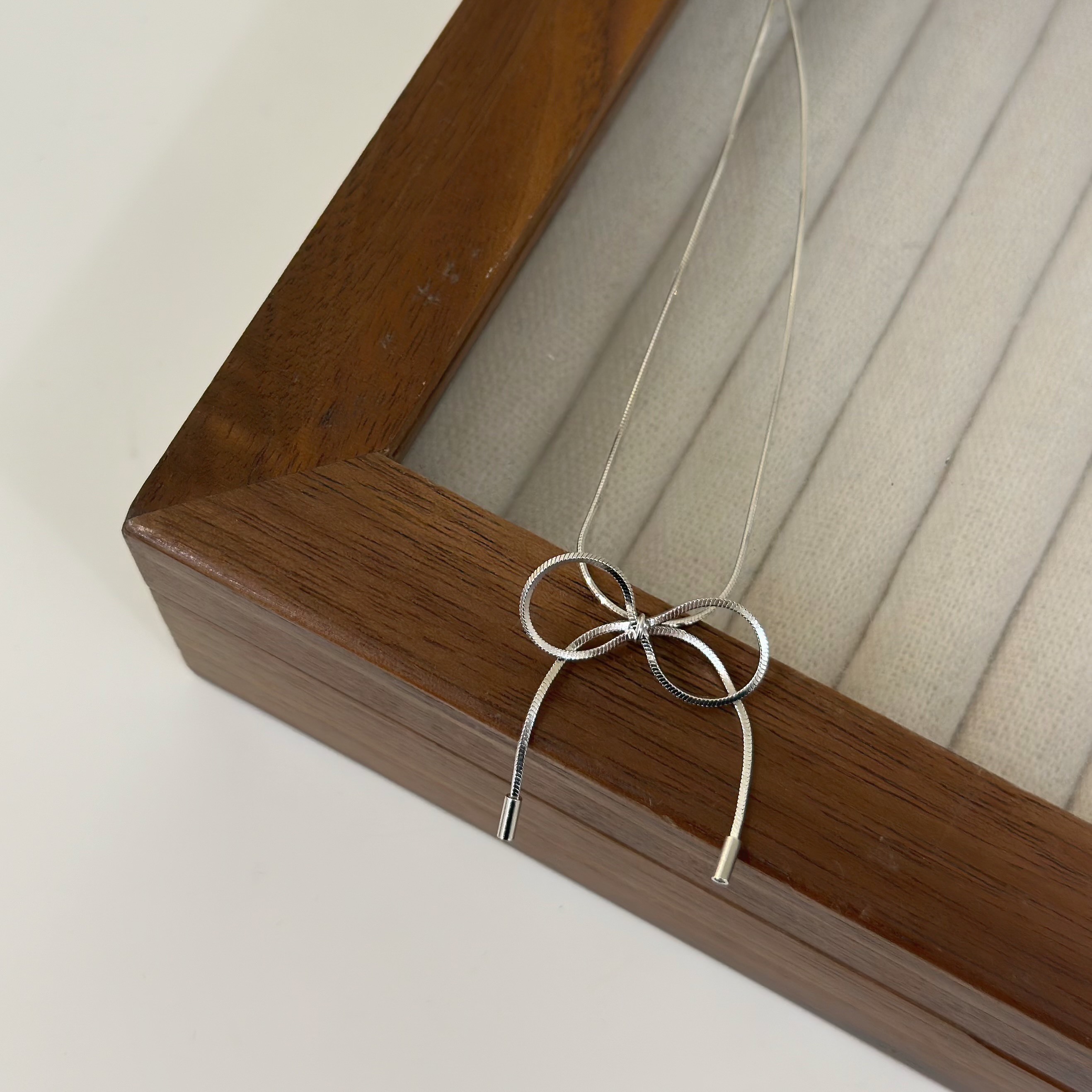 H03立體蝴蝶結純銀鎖骨鏈